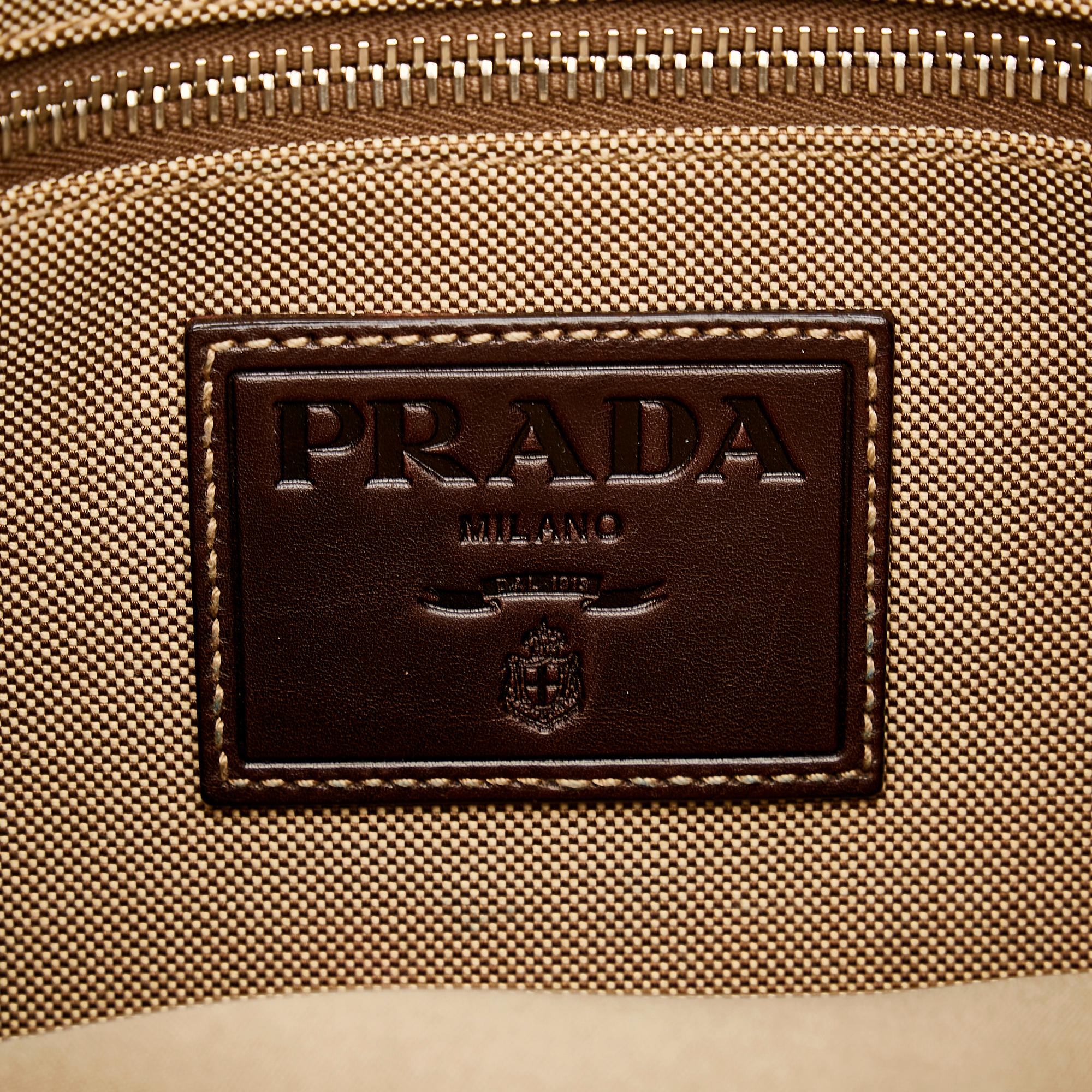Prada Canapa Logo Crossbody Bag (SHG-zHfp51)