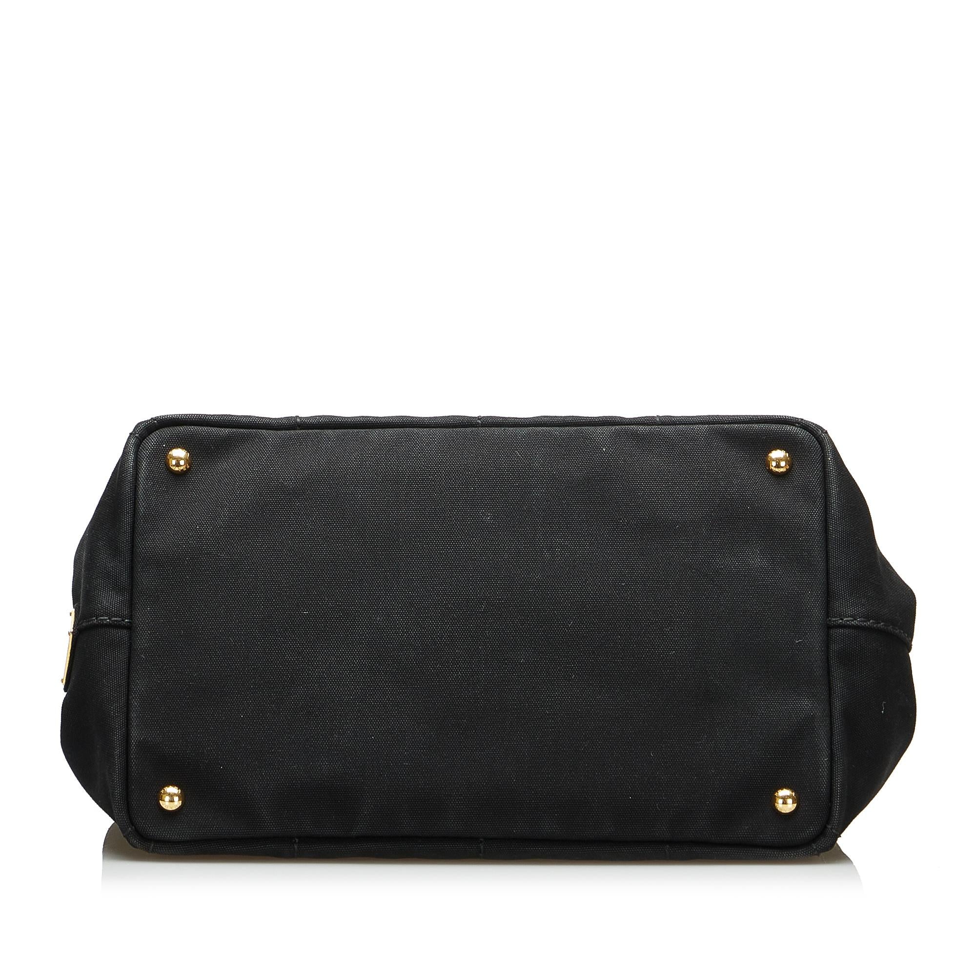 Prada Canapa Logo Handbag (SHG-IjyjeI)