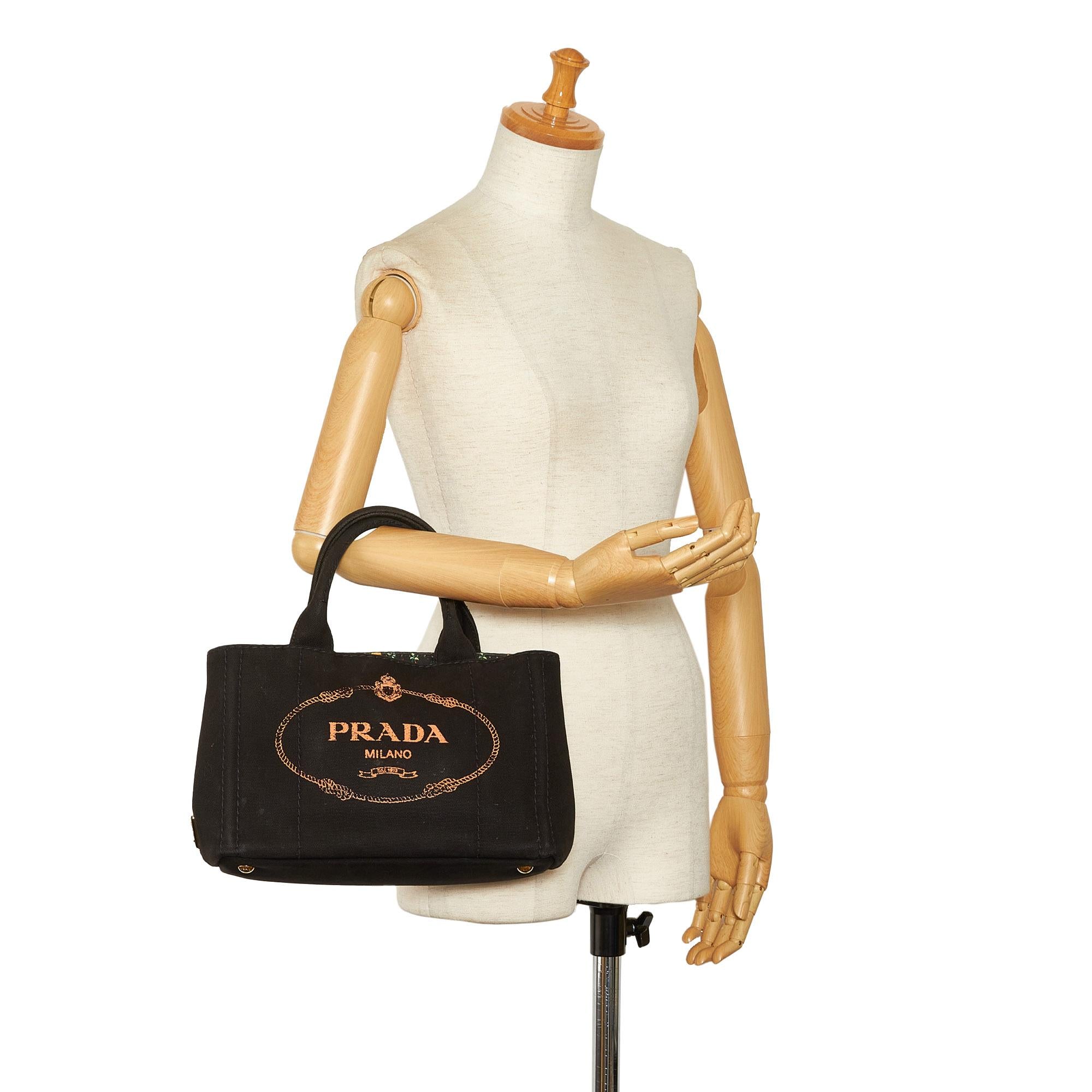 Prada Canapa Logo Handbag (SHG-41D8kX)