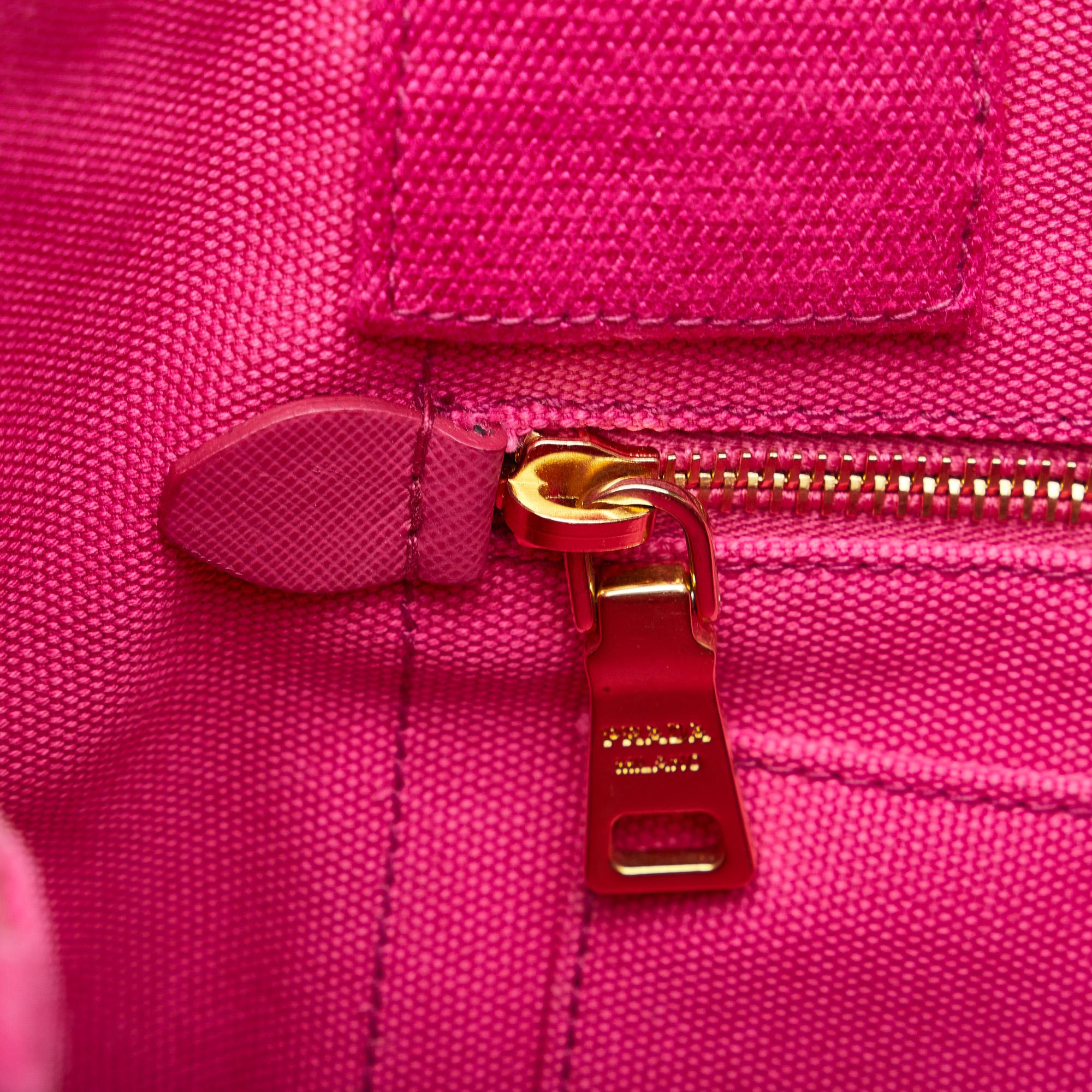 Prada Canapa Logo Satchel (SHG-57Mzas)