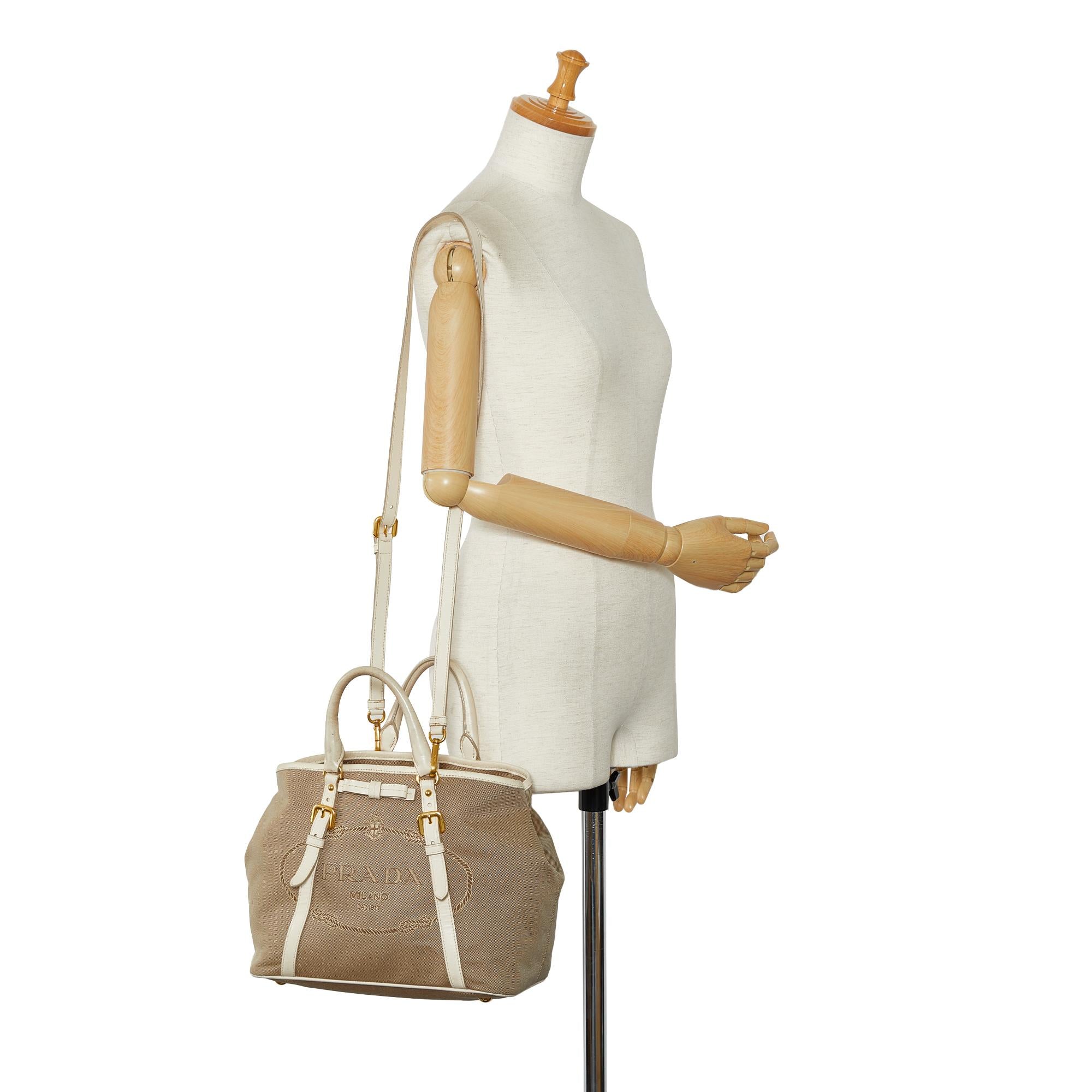 Prada Canapa Logo Satchel (SHG-x9apjX)