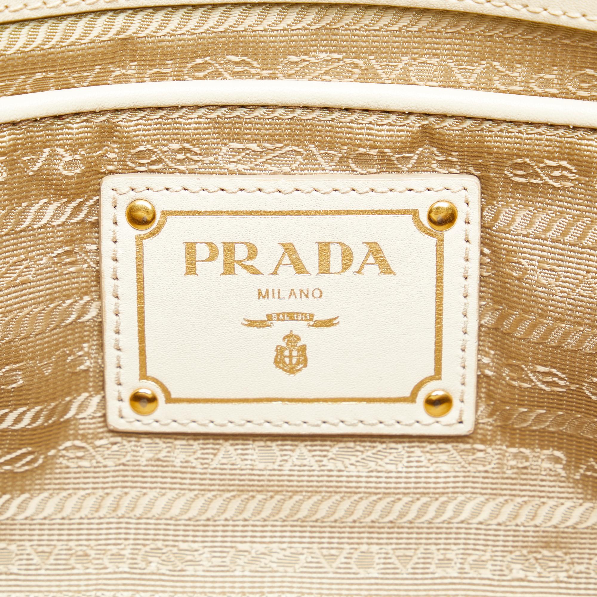 Prada Canapa Logo Satchel (SHG-x9apjX)