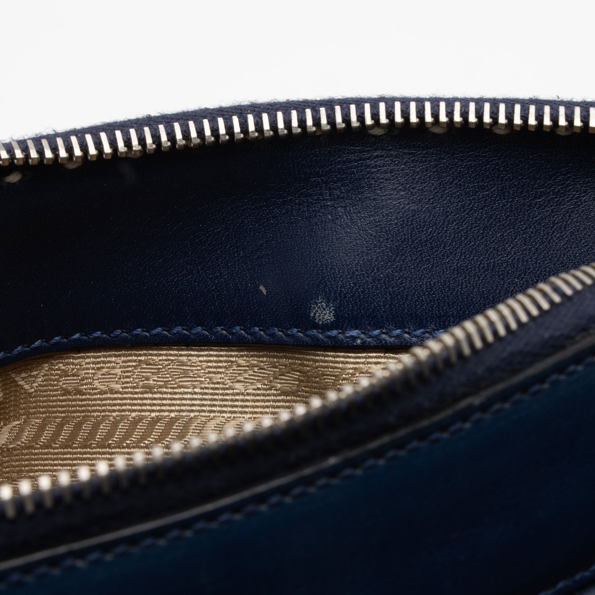 Prada Canvas Calfskin Stitch City Tote (SHF-FzLXxK)