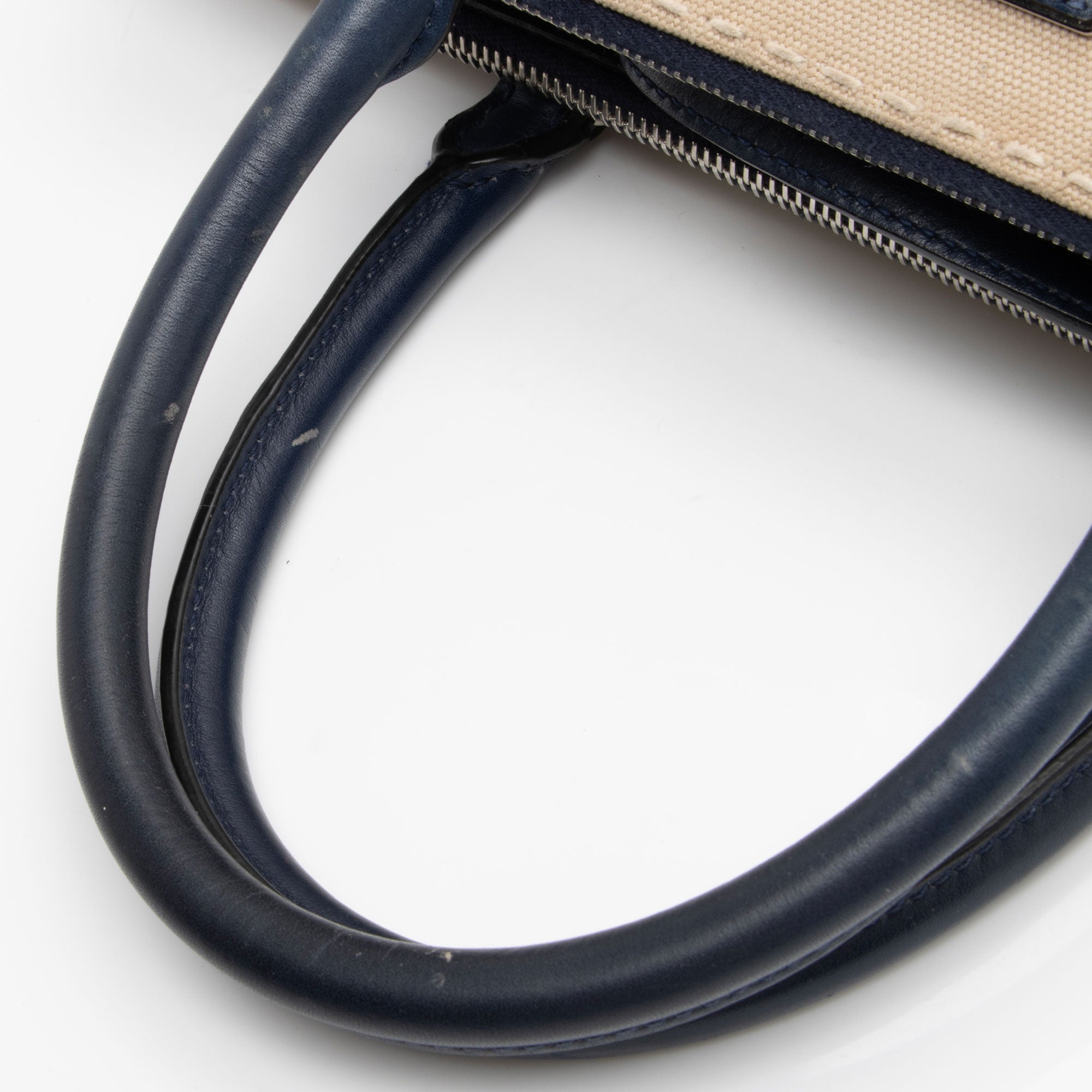 Prada Canvas Calfskin Stitch City Tote (SHF-FzLXxK)
