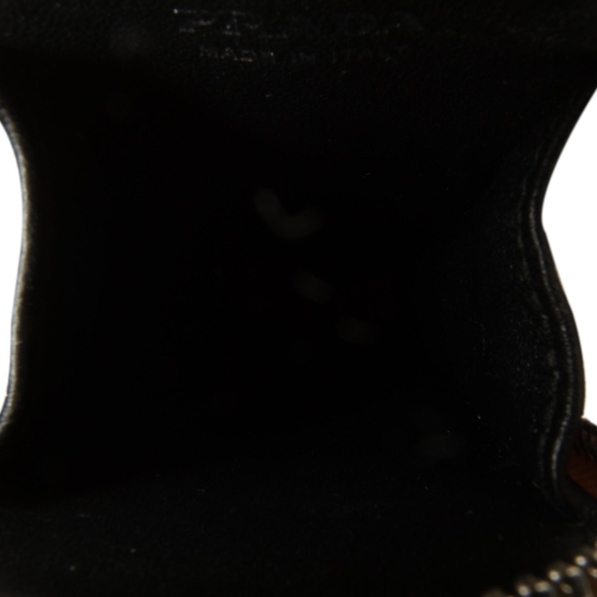 Prada Grace Lux Triangle Crossbody (SHG-rrzMkw)