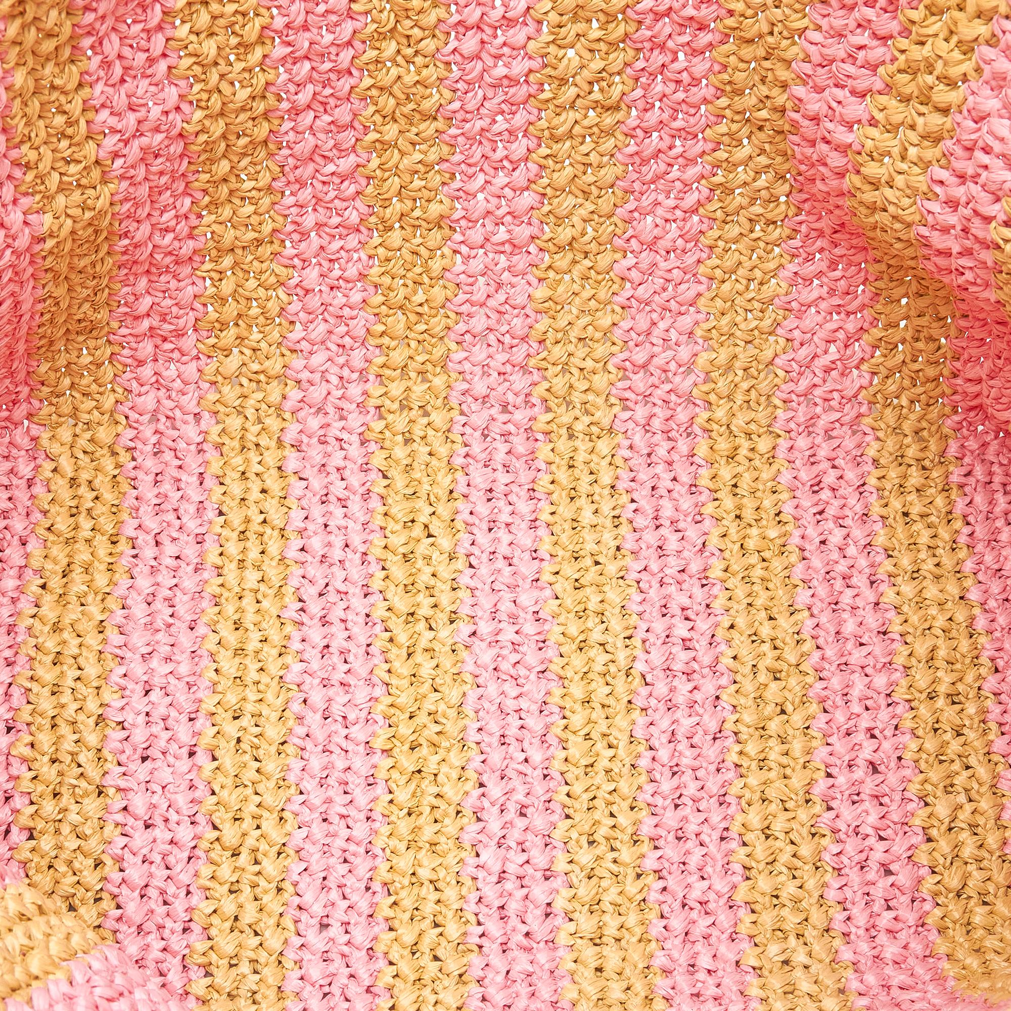 Prada Large Raffia Logo Tote (SHG-BKbVMU)