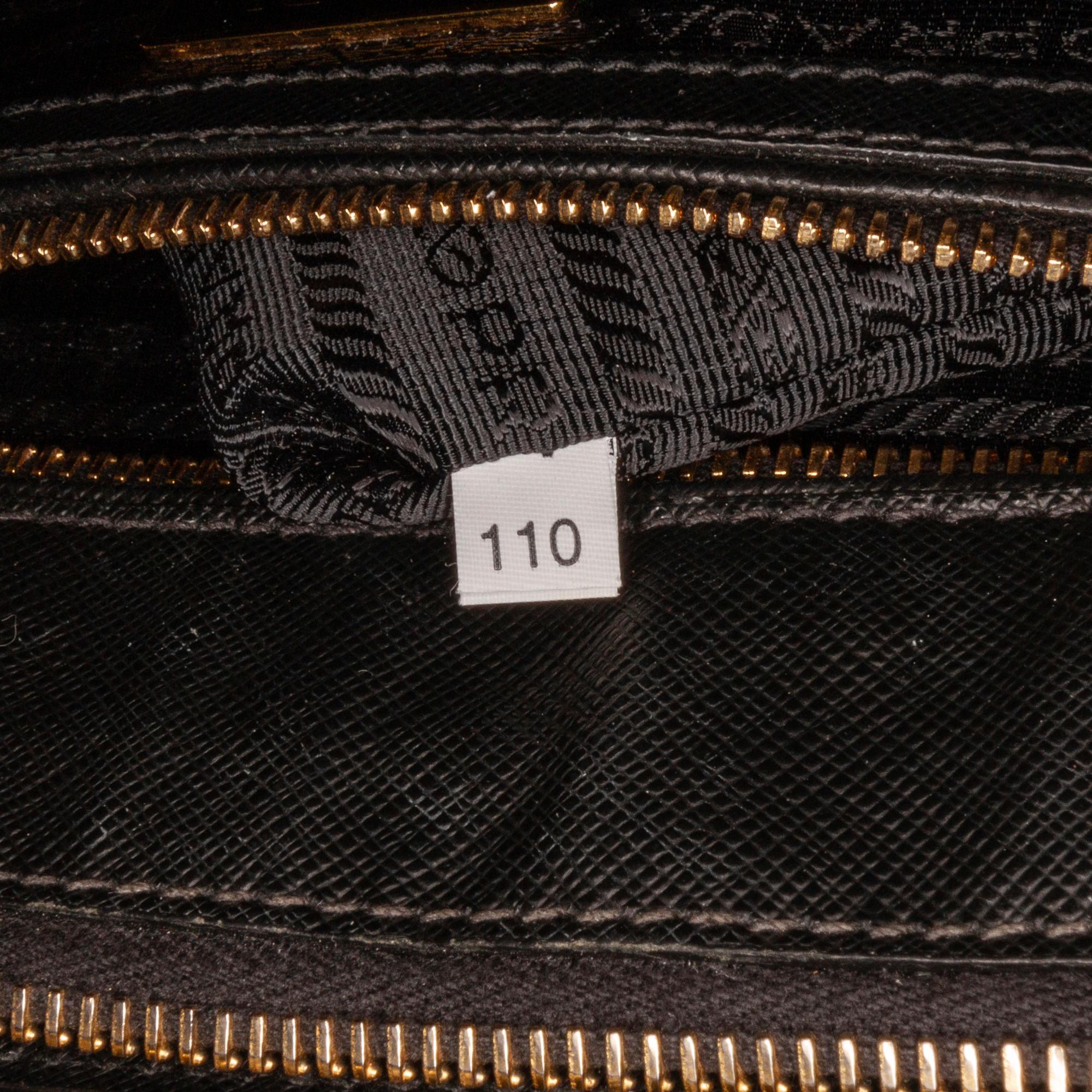 Prada Medium Saffiano Lux Galleria Double Zip (SHG-VEfACp)