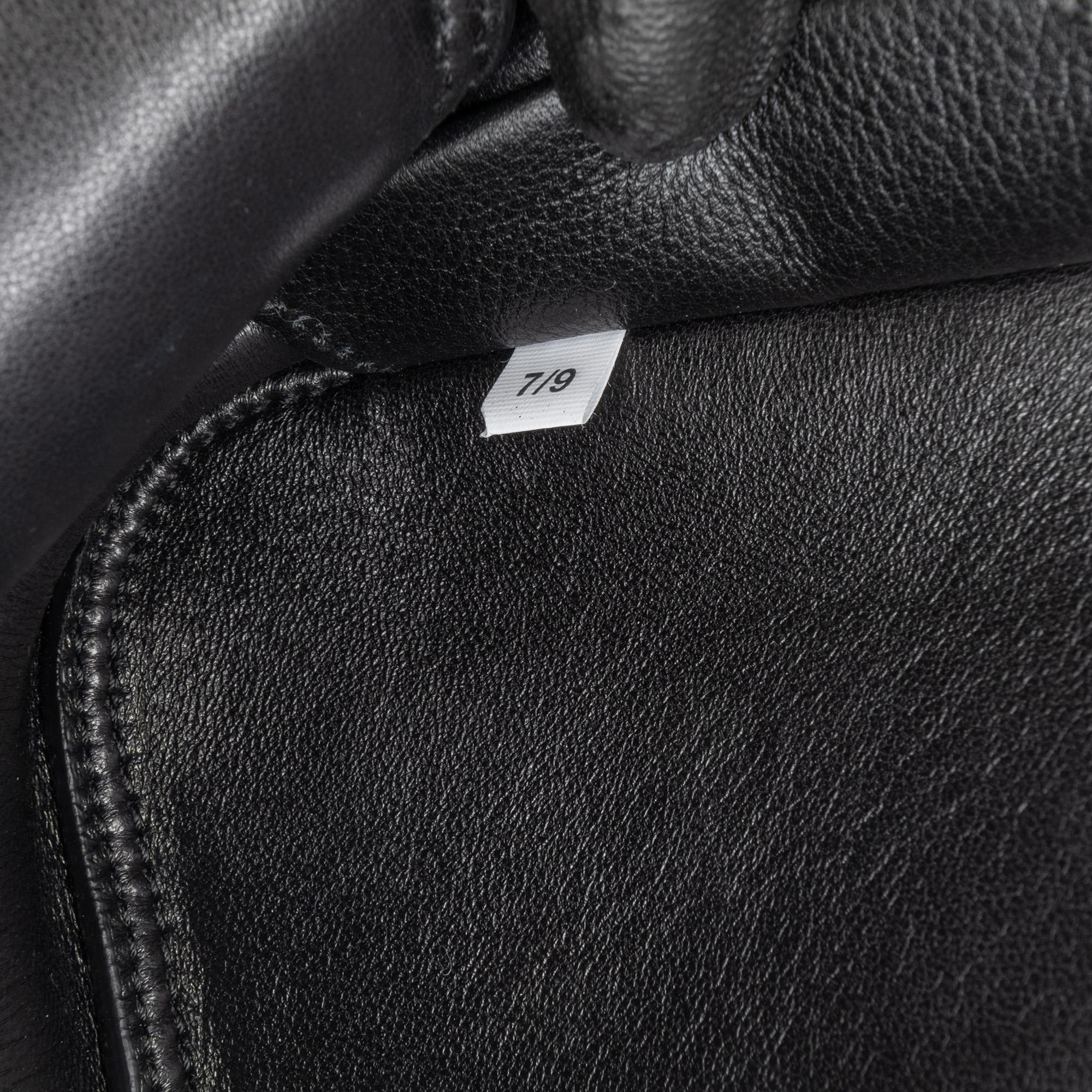 Prada Medium Soft Calf Shoulder Bag (SHG-C6avc3)