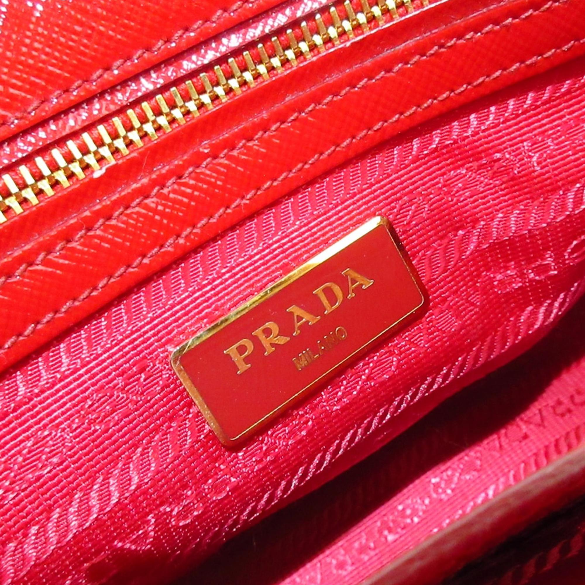 Prada Mini Saffiano Vernice Galleria Double Zip Satchel (SHG-7J2noA)