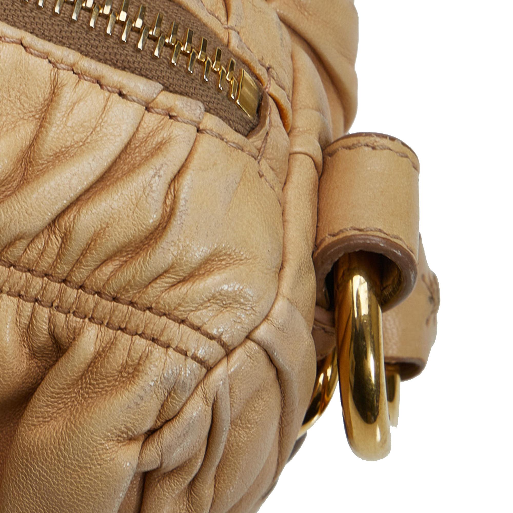 Prada Nappa Gaufre Chain Shoulder Bag (SHG-tjjCqR)