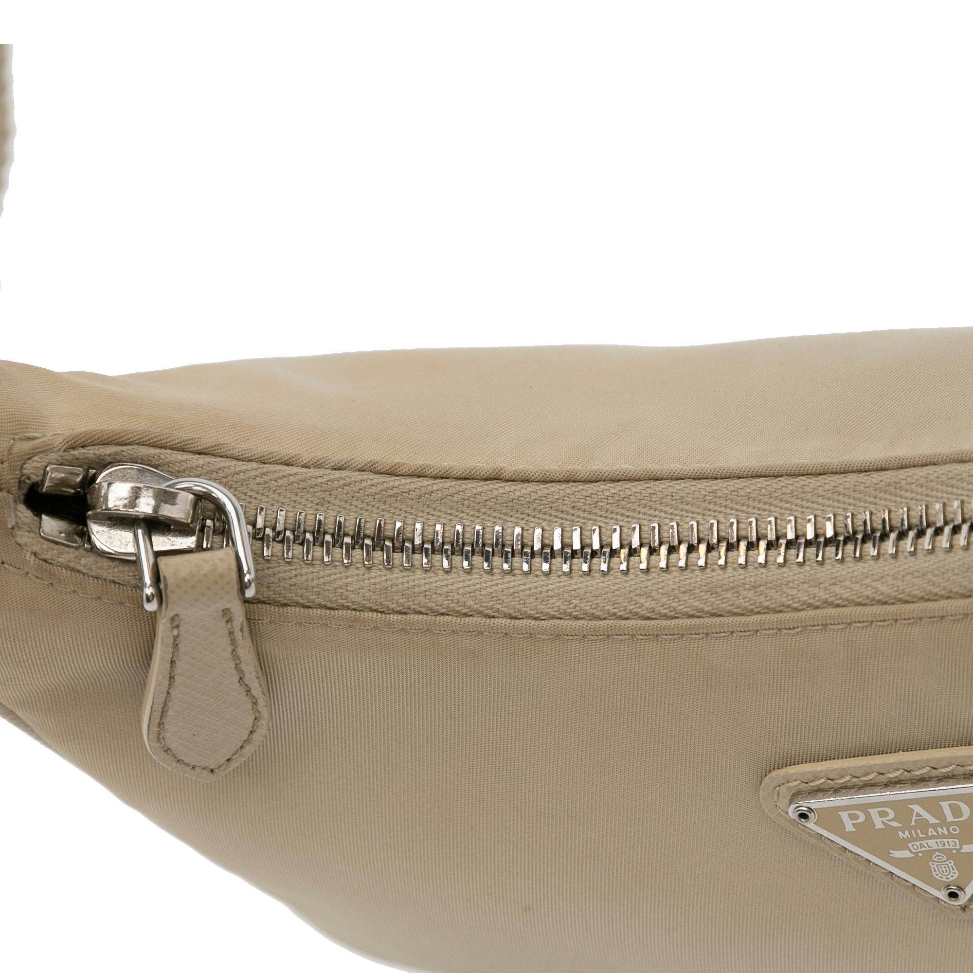Prada Re-Edition 2005 Re-Nylon bag (SHG-6XAqX5)
