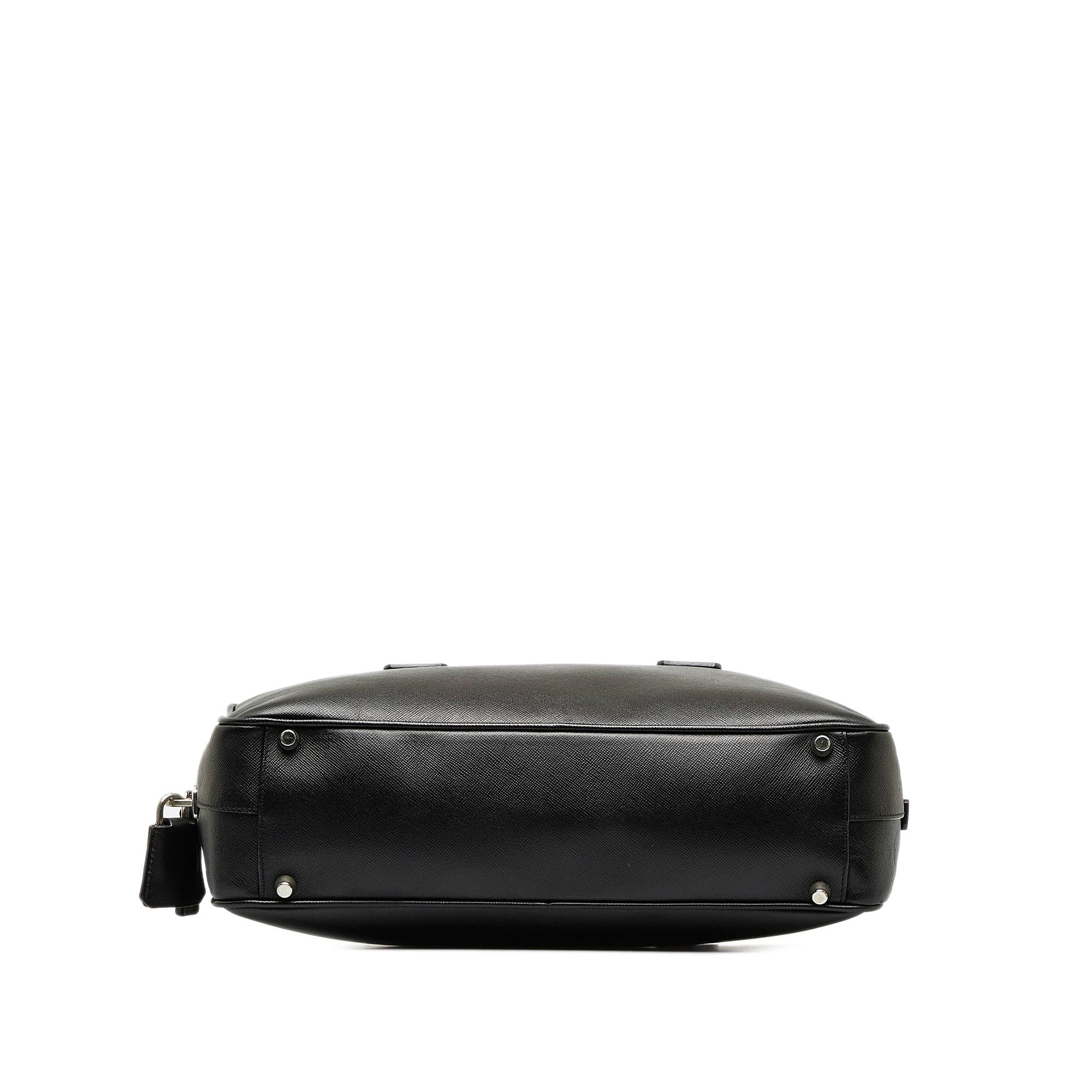 Prada Saffiano Bauletto (SHG-6Otw0x)