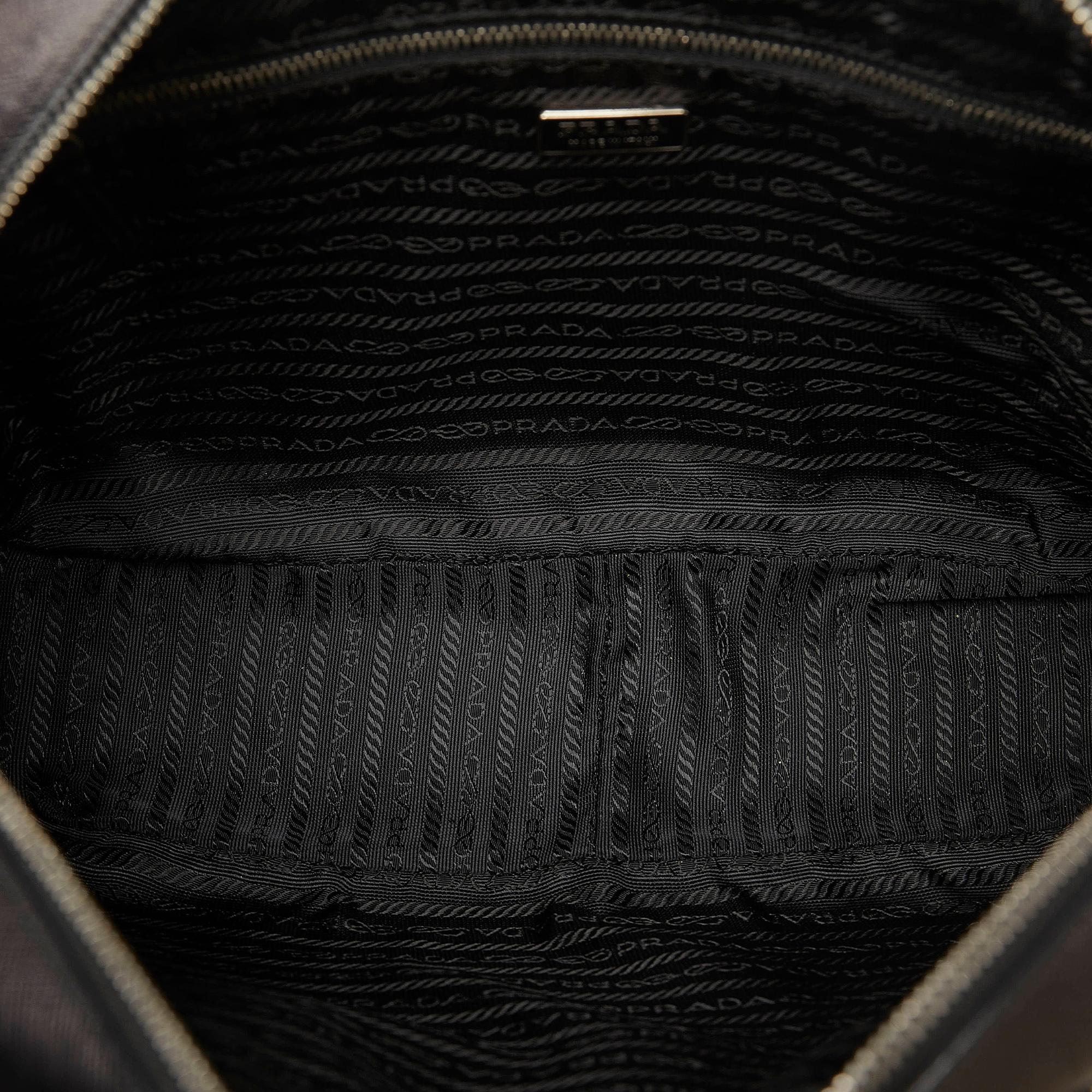 Prada Saffiano Bauletto (SHG-6Otw0x)