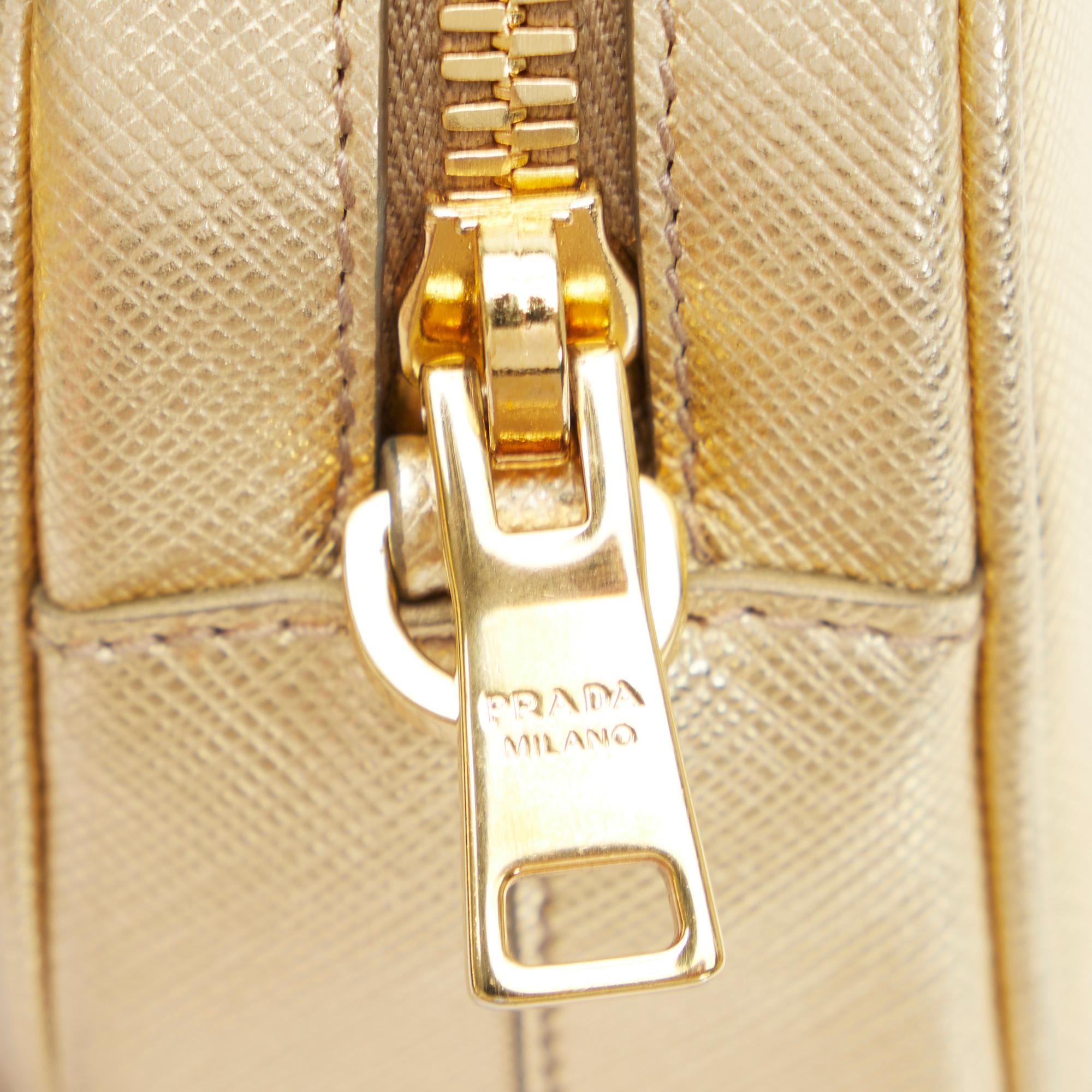 Prada Saffiano Belt Bag (SHG-6d5xVT)
