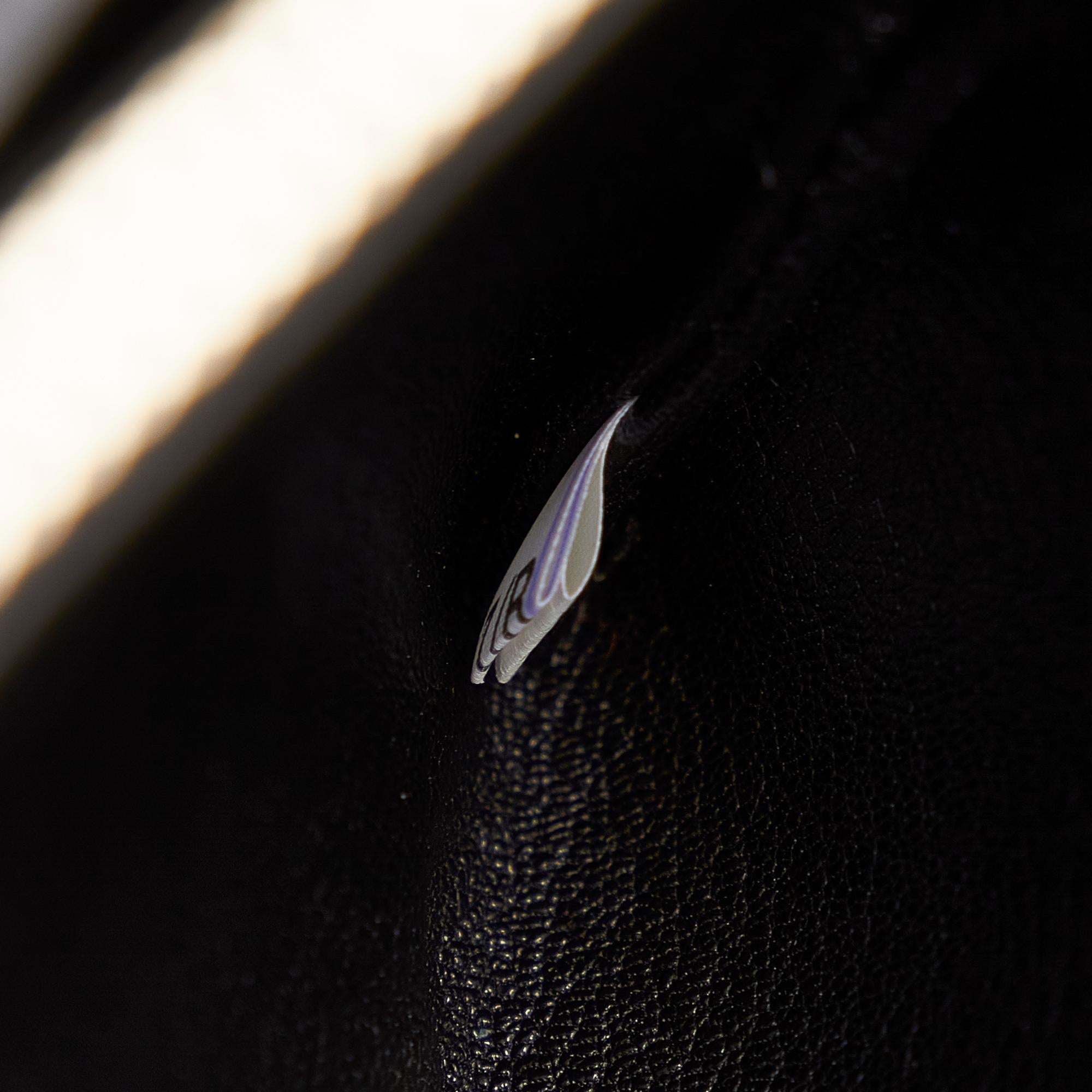 Prada Saffiano Business Bag (SHG-4UxAsG)