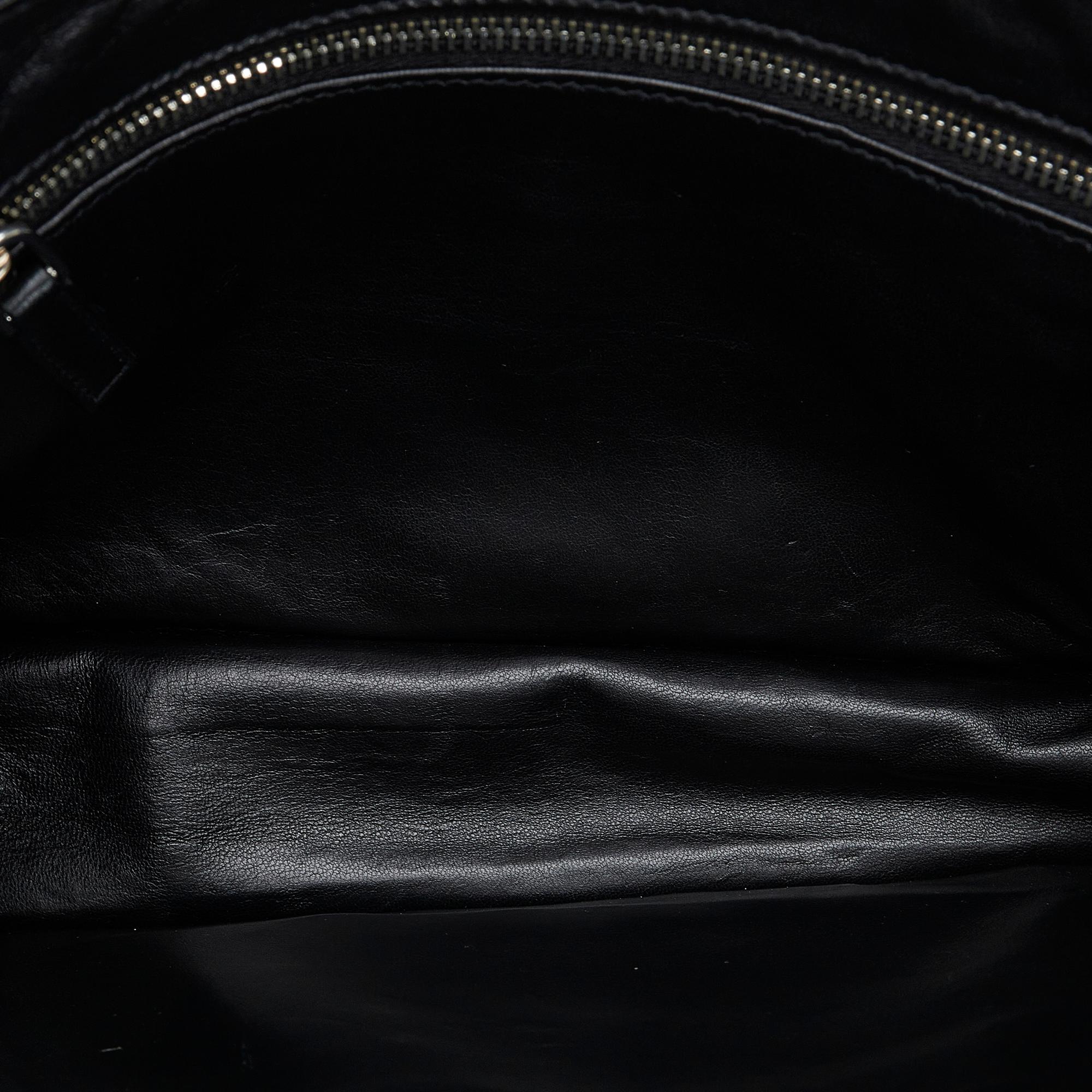 Prada Saffiano Clutch (SHG-lMyOBv)