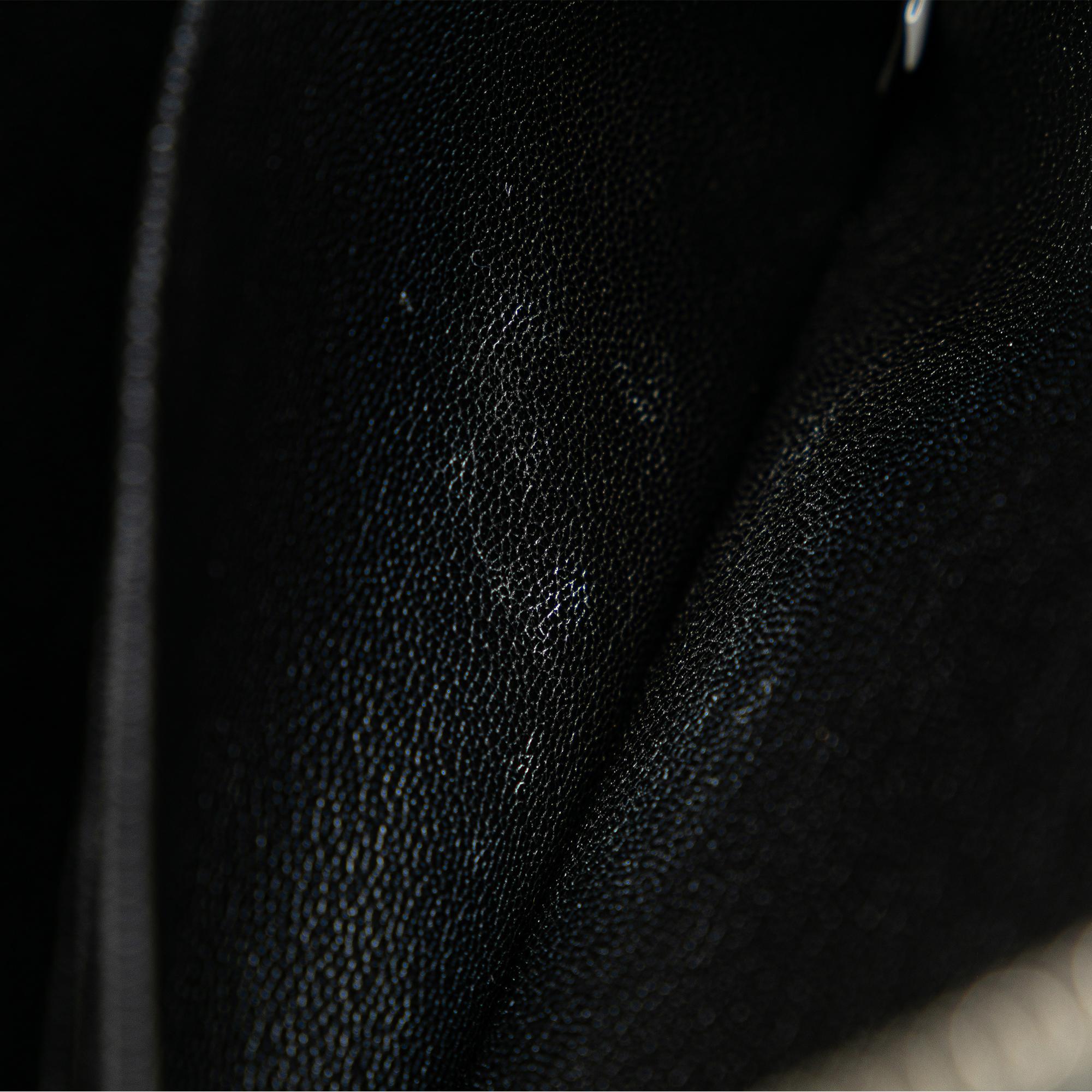 Prada Saffiano Clutch (SHG-3digsX)
