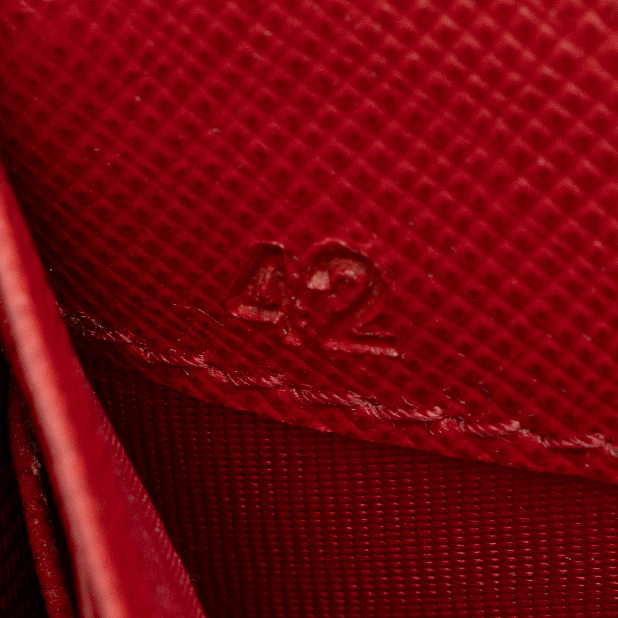 Prada Saffiano Continental Wallet (SHF-9tllgZ)