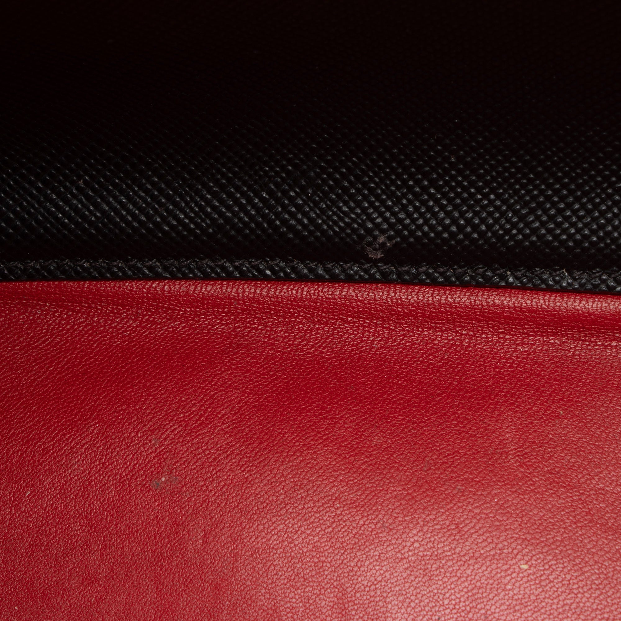 Prada Saffiano Cuir Double Handle Medium Tote (SHF-vwIdlX)