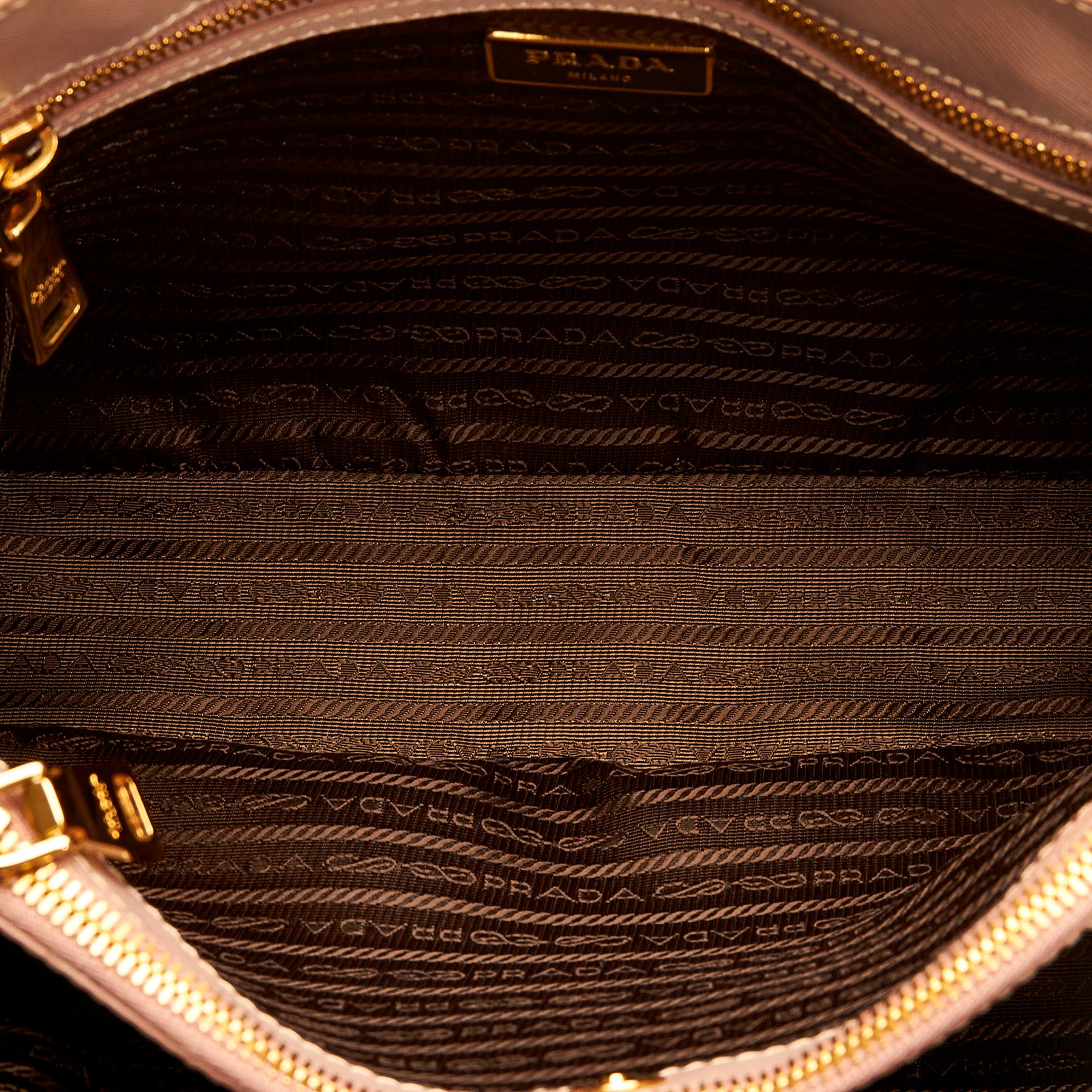 Prada Saffiano Galleria Handbag (SHG-d5OKjr)