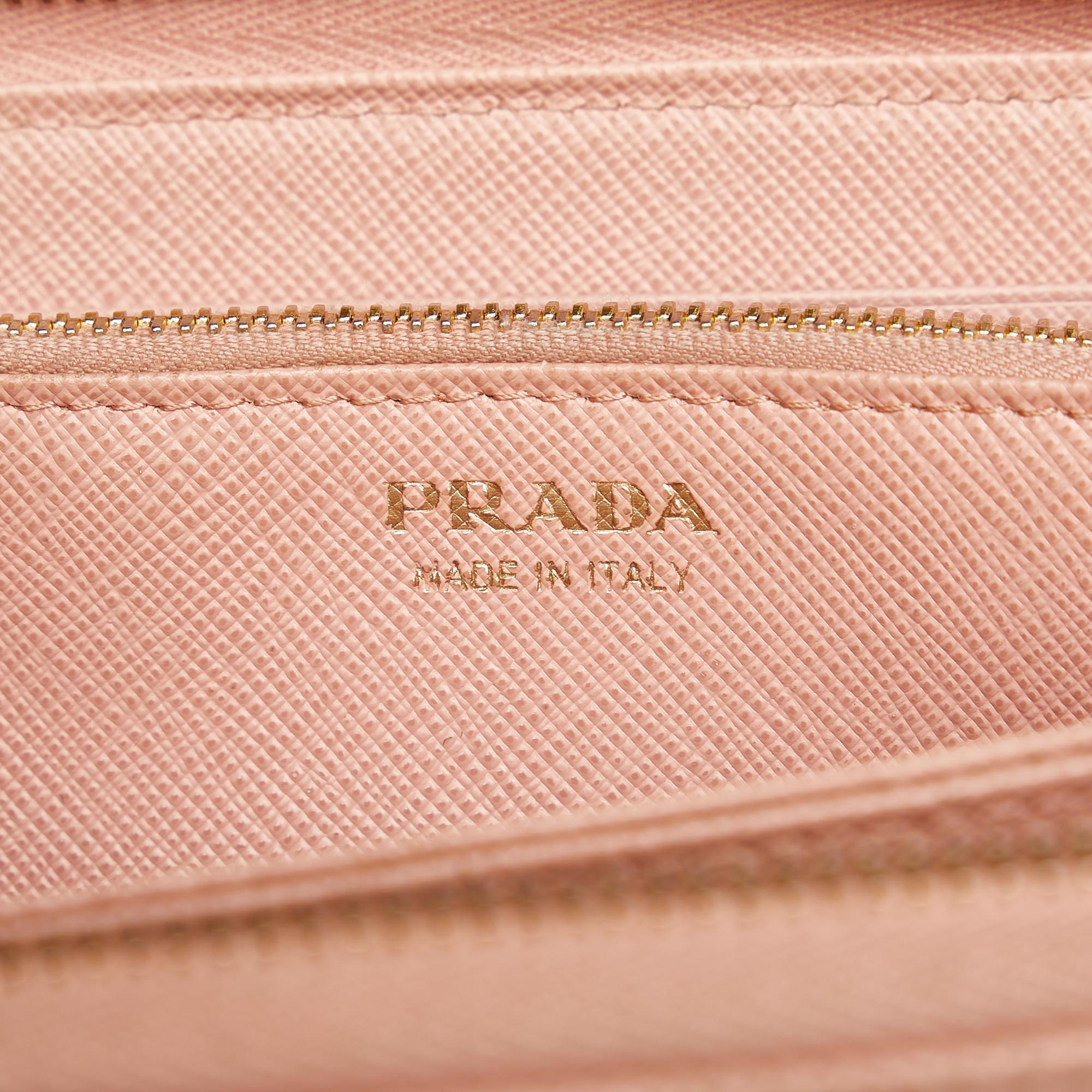 Prada Saffiano Leather Long Wallet (SHG-wboHEP)