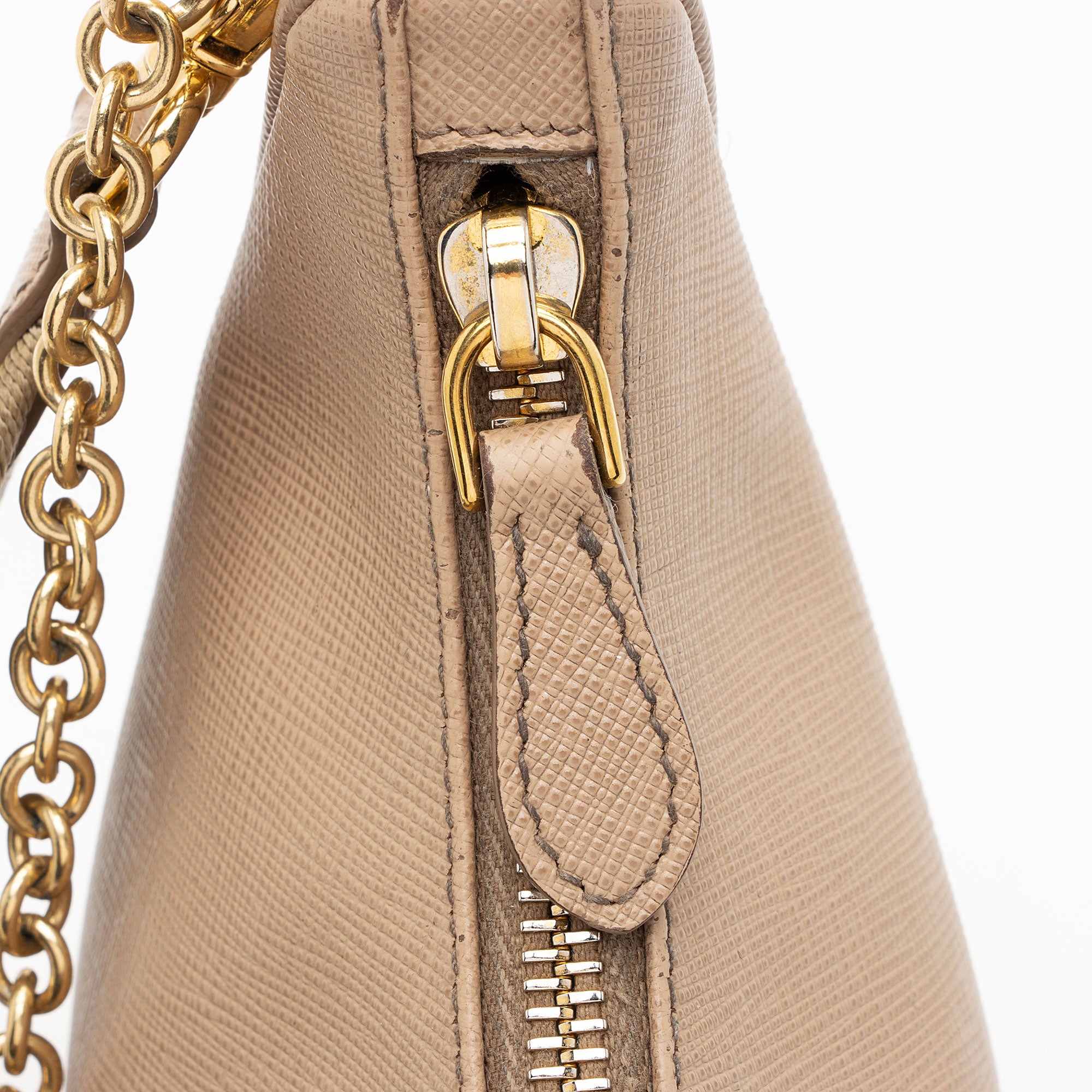 Prada Saffiano Re-Edition 2005 Crossbody