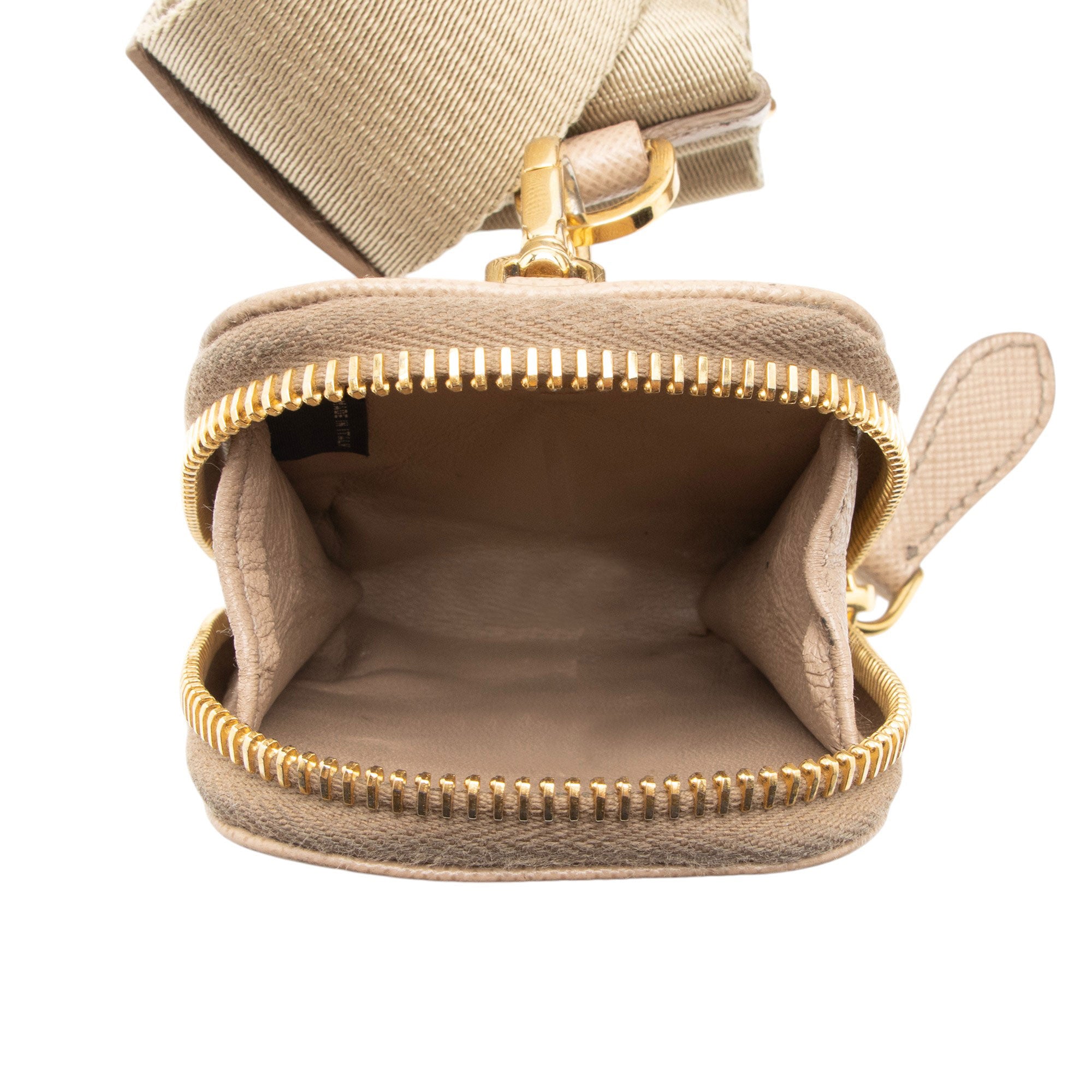 Prada Saffiano Re-Edition 2005 Crossbody