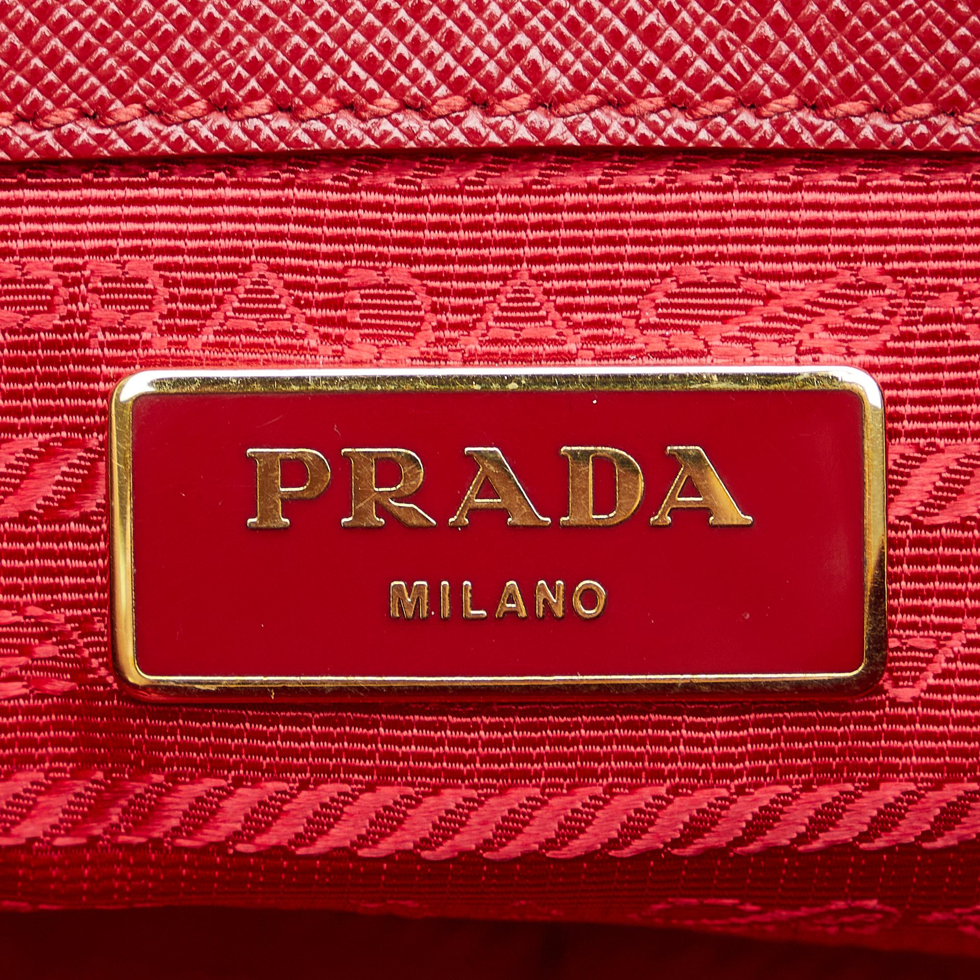 Prada Saffiano Lux Bauletto Handbag (SHG-my19Yr)