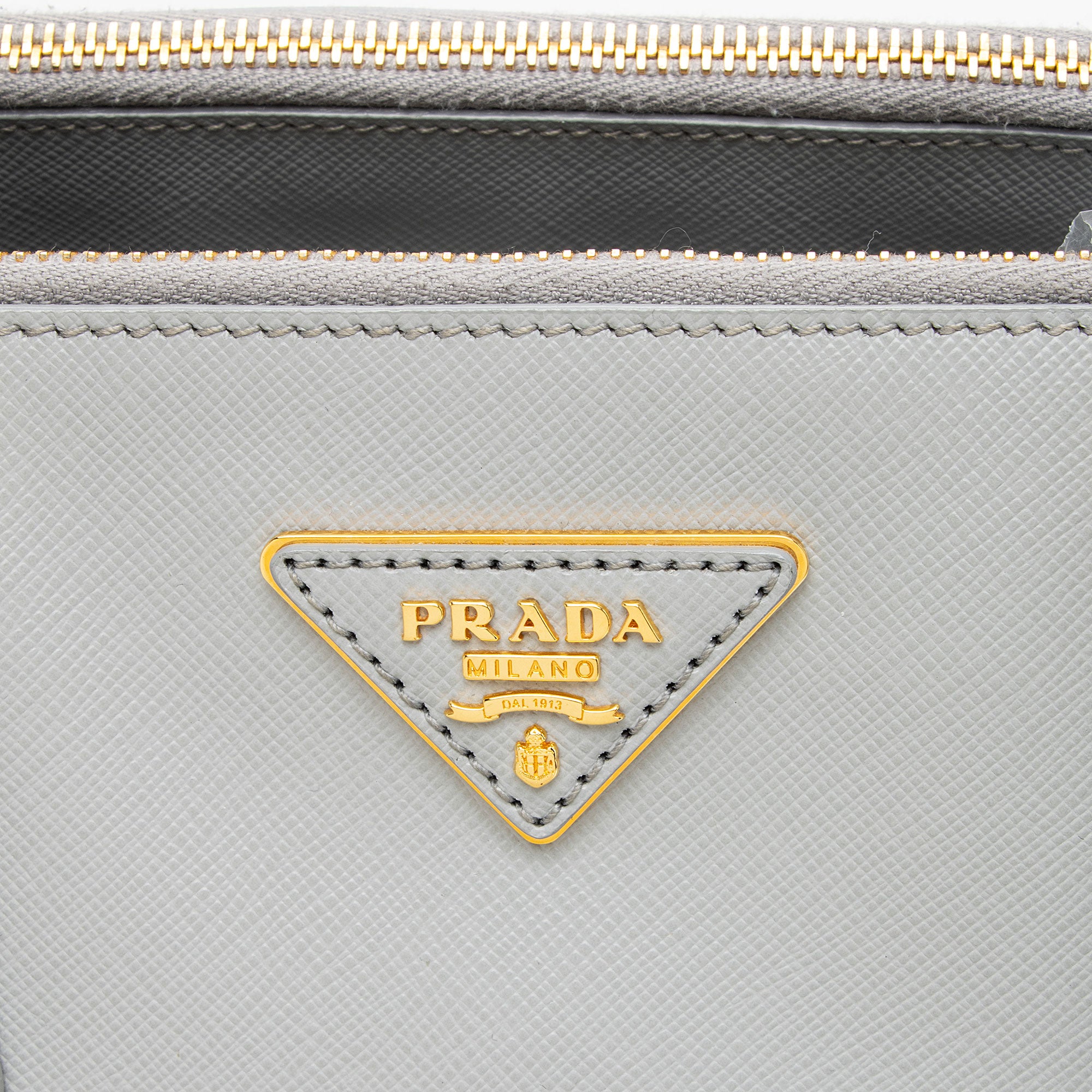 Prada Saffiano Lux Double Zip Medium Tote (SHF-Aob7u3)