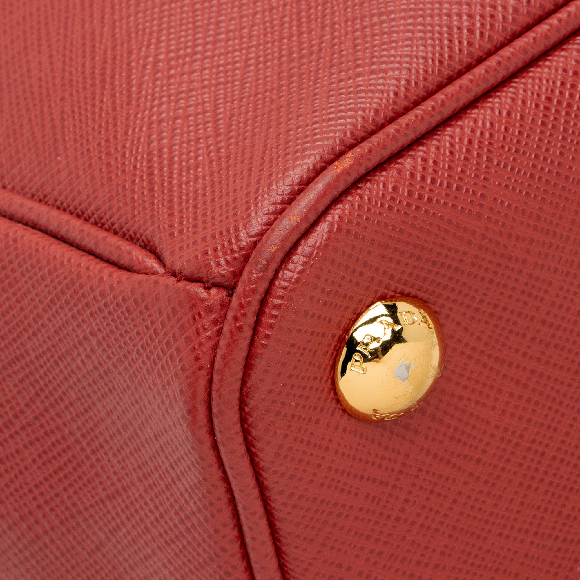 Prada Saffiano Lux Double Zip Medium Tote (SHF-nSgtps)