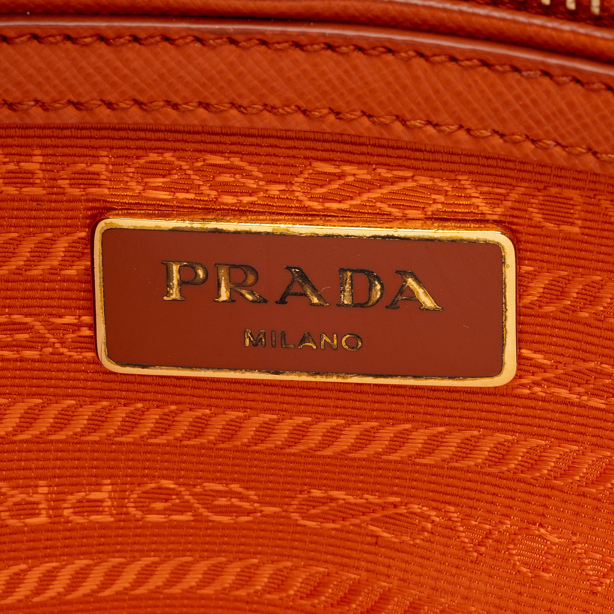 Prada Saffiano Lux Double Zip Small Tote (SHF-NOVFrz)