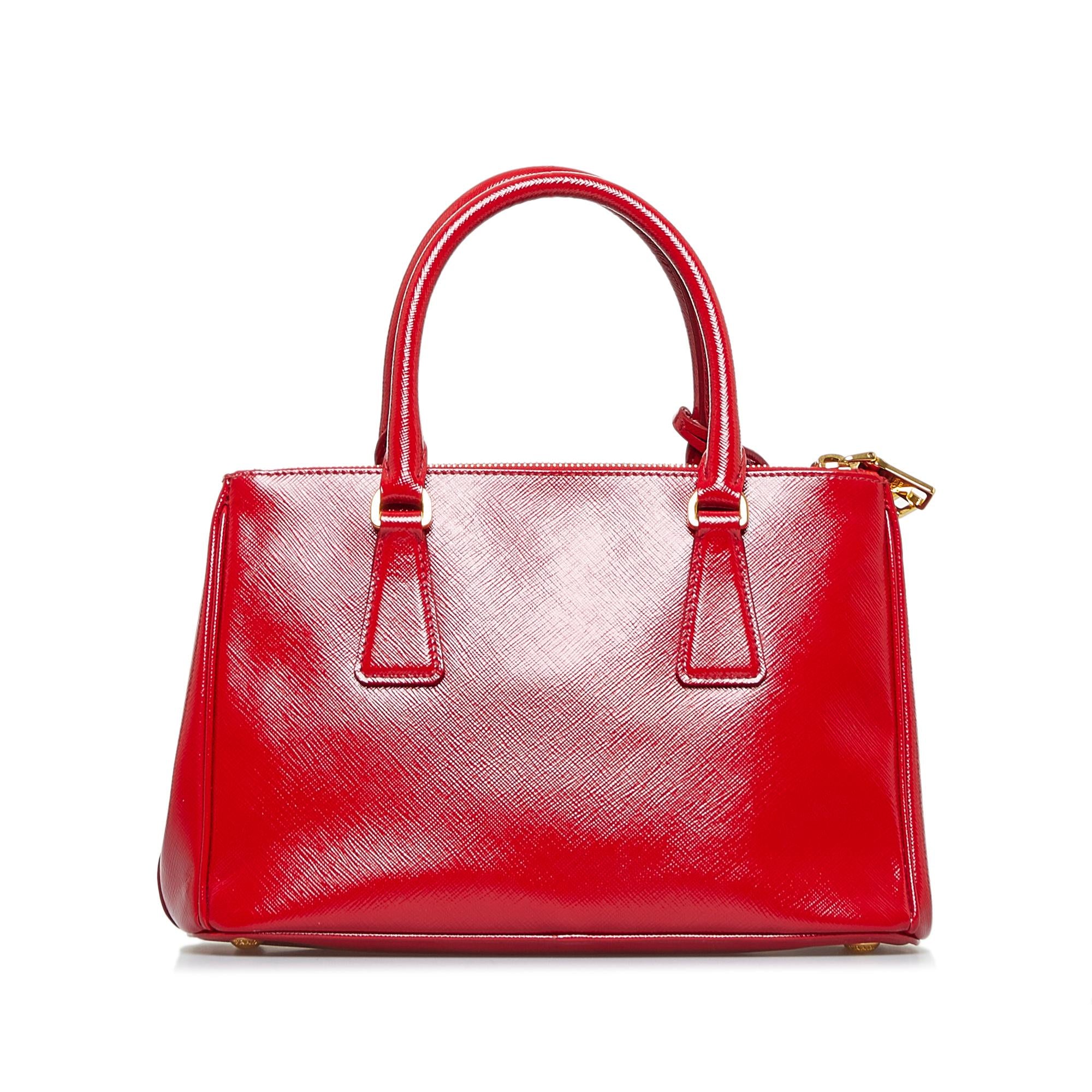 Prada Saffiano Lux Galleria Double Zip (SHG-r7cxnL)