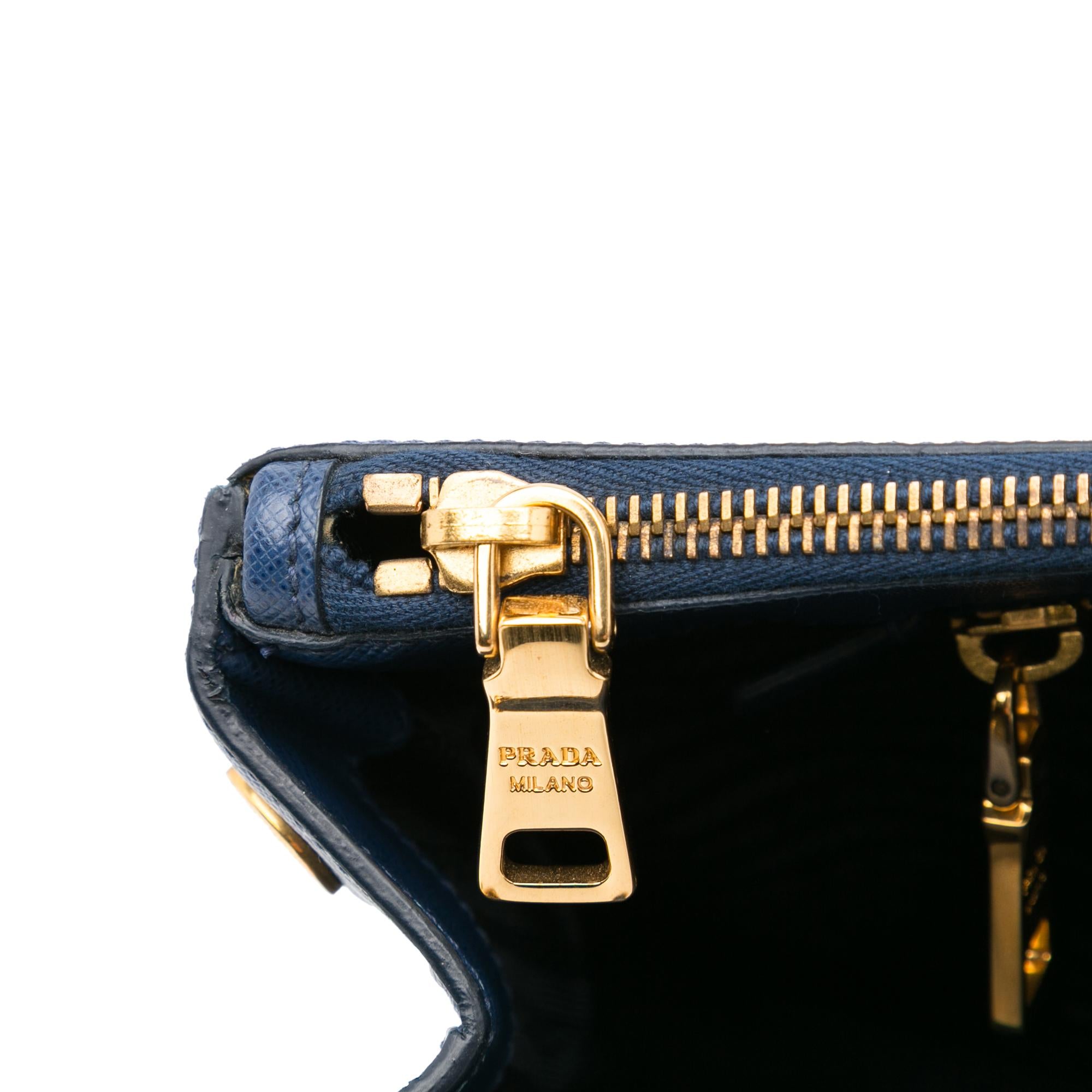 Prada Saffiano Lux Galleria Double Zip (SHG-tGaL2Y)