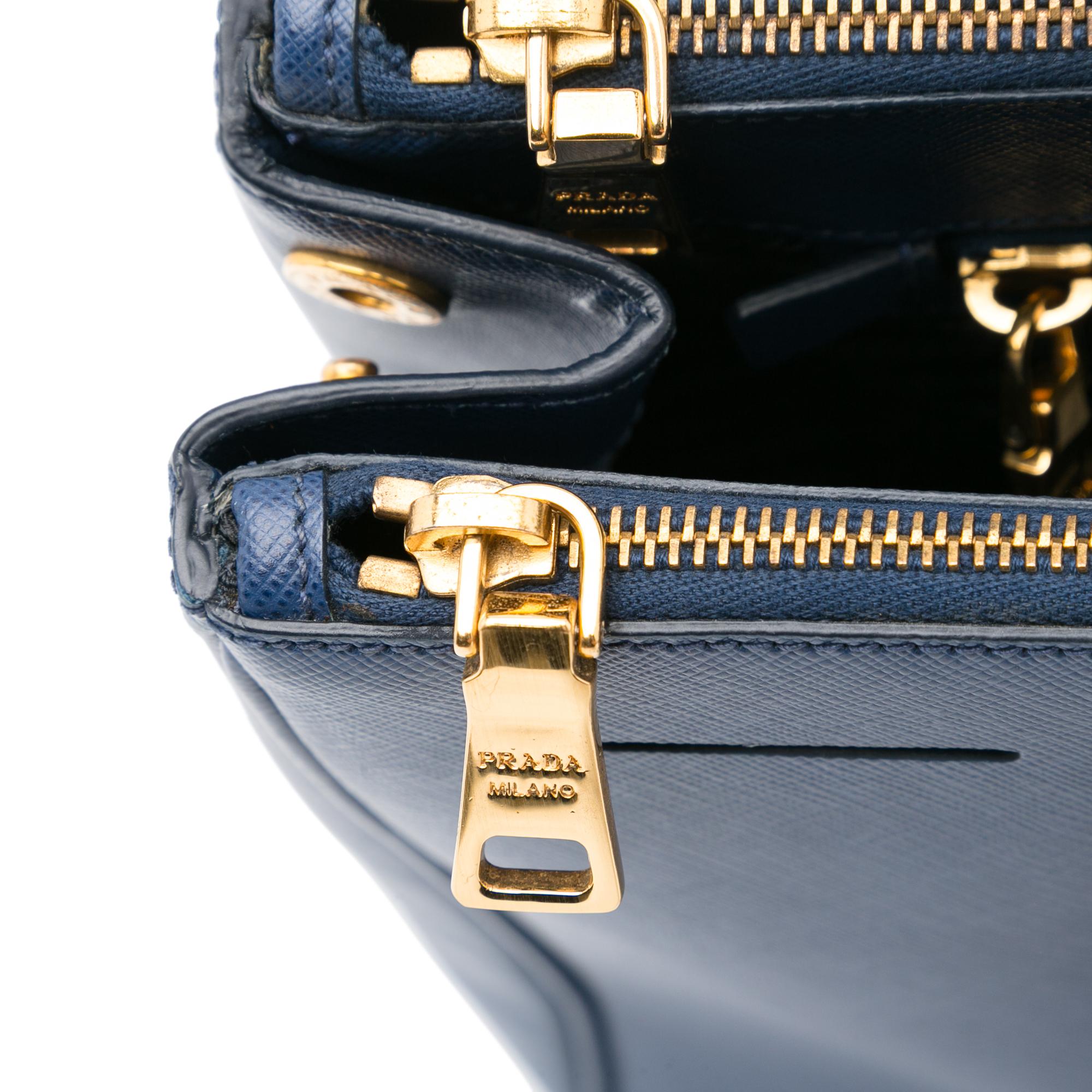 Prada Saffiano Lux Galleria Double Zip (SHG-tGaL2Y)