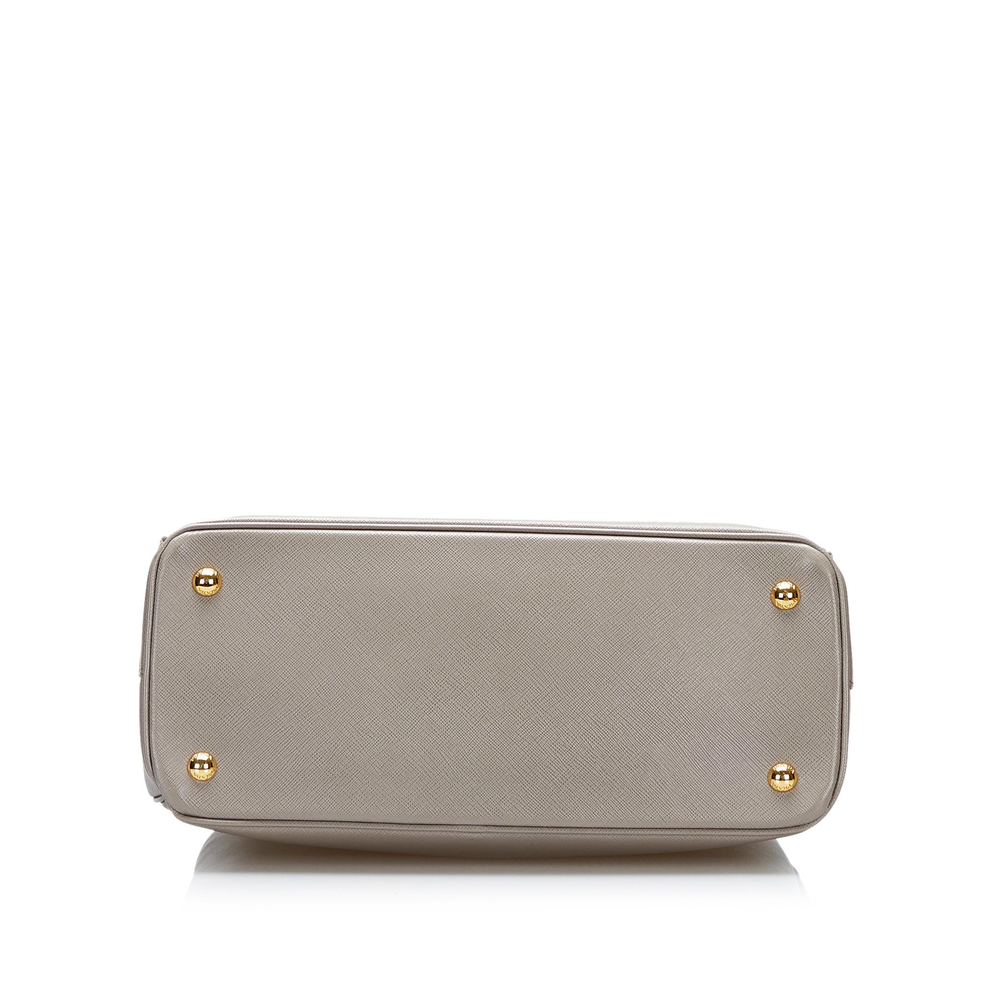 Prada Saffiano Lux Galleria (SHG-ddE84n)