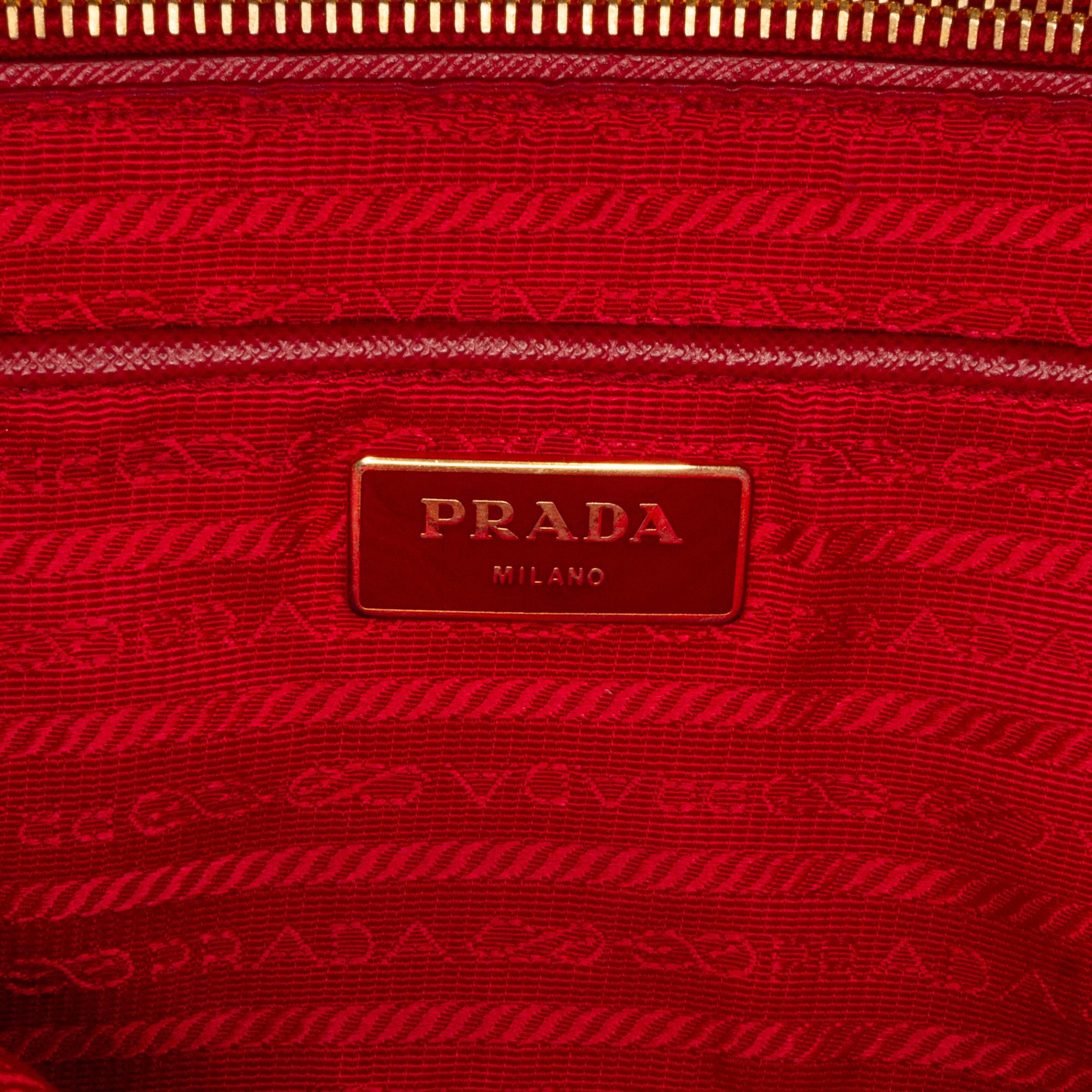 Prada Saffiano Lux Parabole Tote (SHG-aqGoHU)
