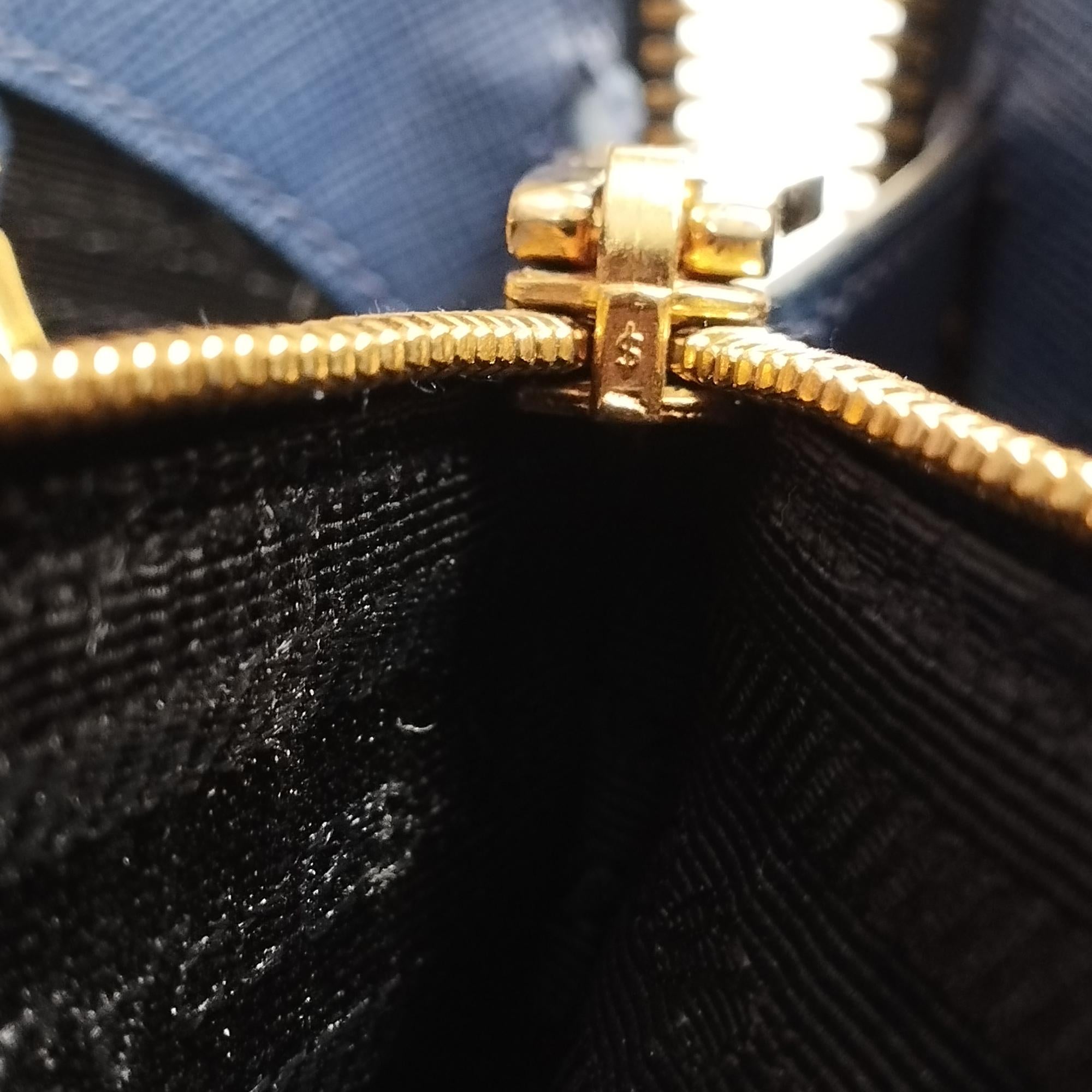 Prada Saffiano Lux Promenade (SHG-mkPysv)