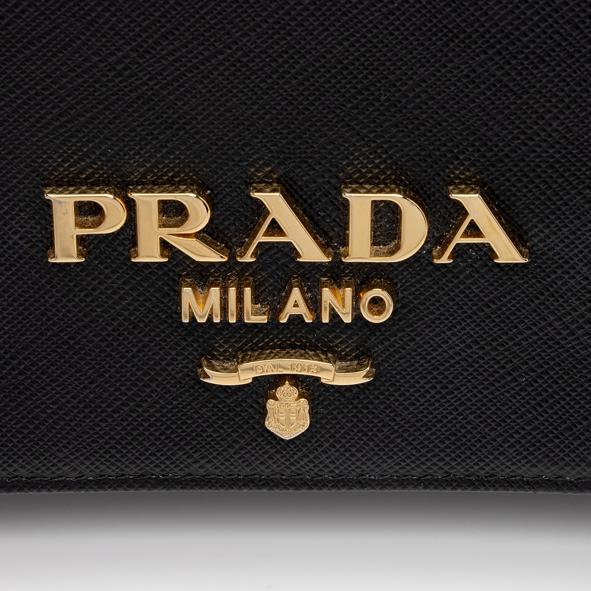 Prada Saffiano Lux Wallet On Chain (SHF-wIAF91)