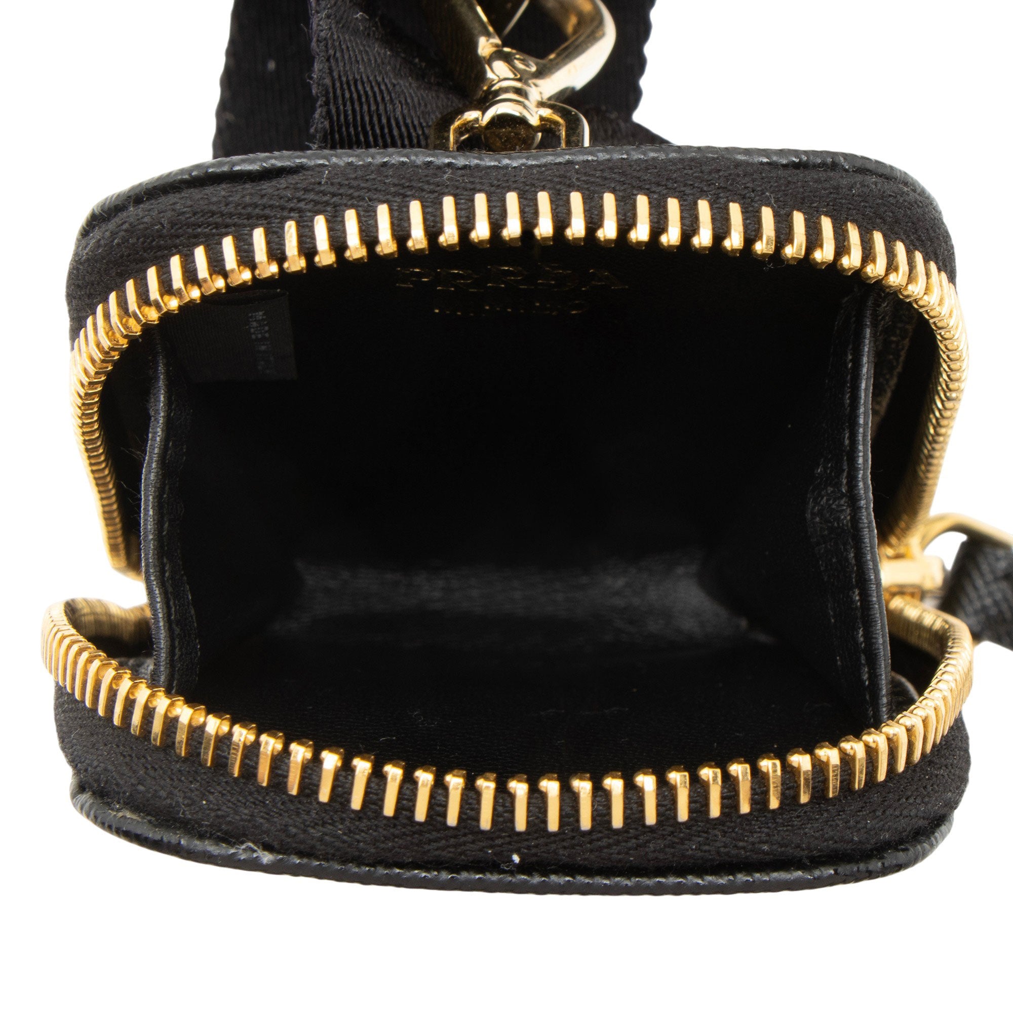 Prada Saffiano Re-Edition 2005 Crossbody