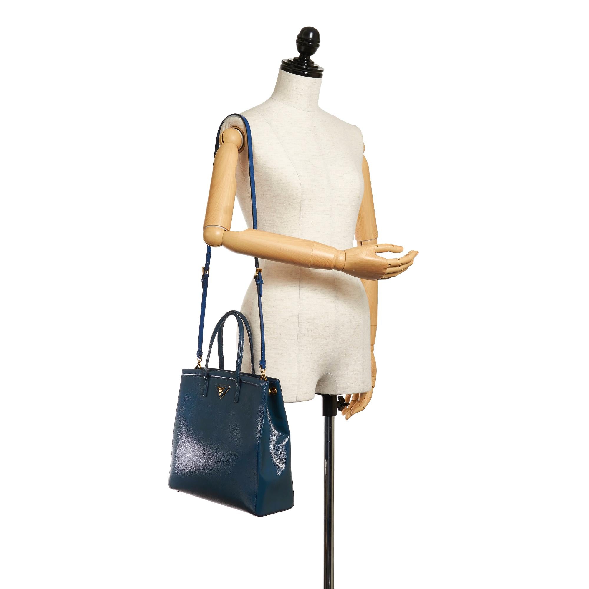 Prada Saffiano Satchel (SHG-37316)