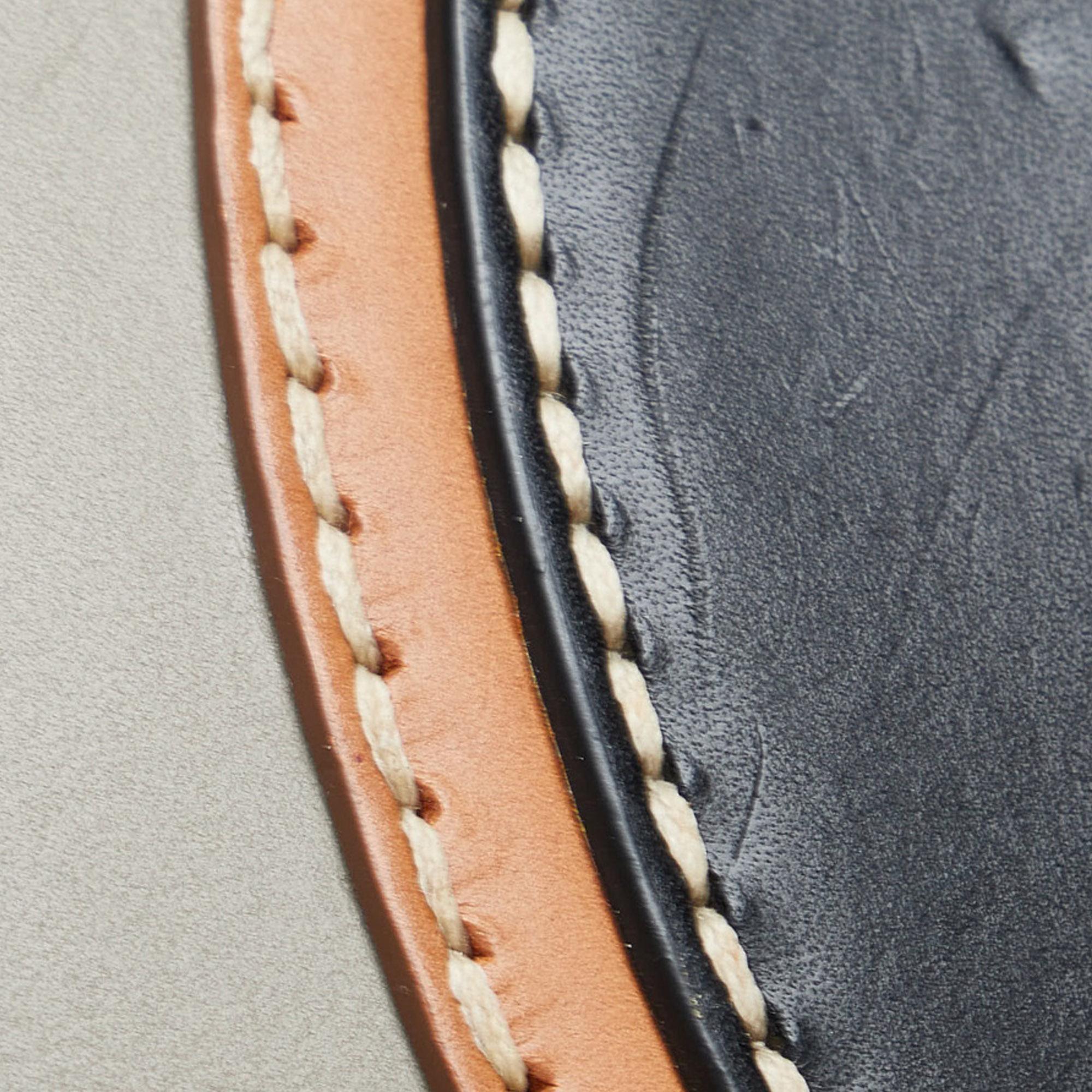 Prada Saffiano Sound Lock Satchel (SHG-IM7YdR)