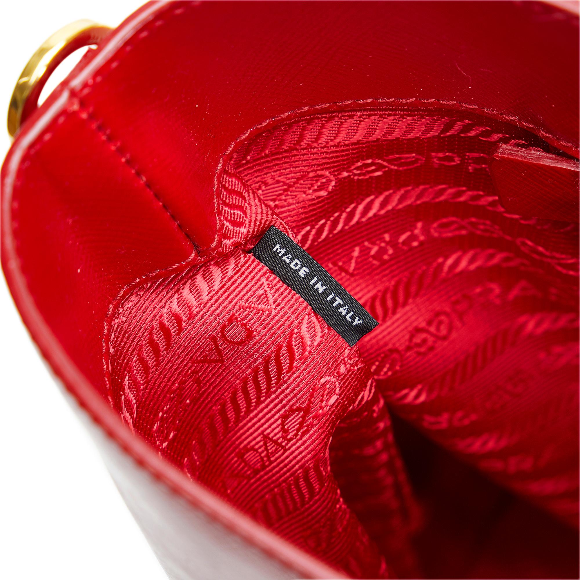 Prada Saffiano Vernice Satchel (SHG-cwL7fI)