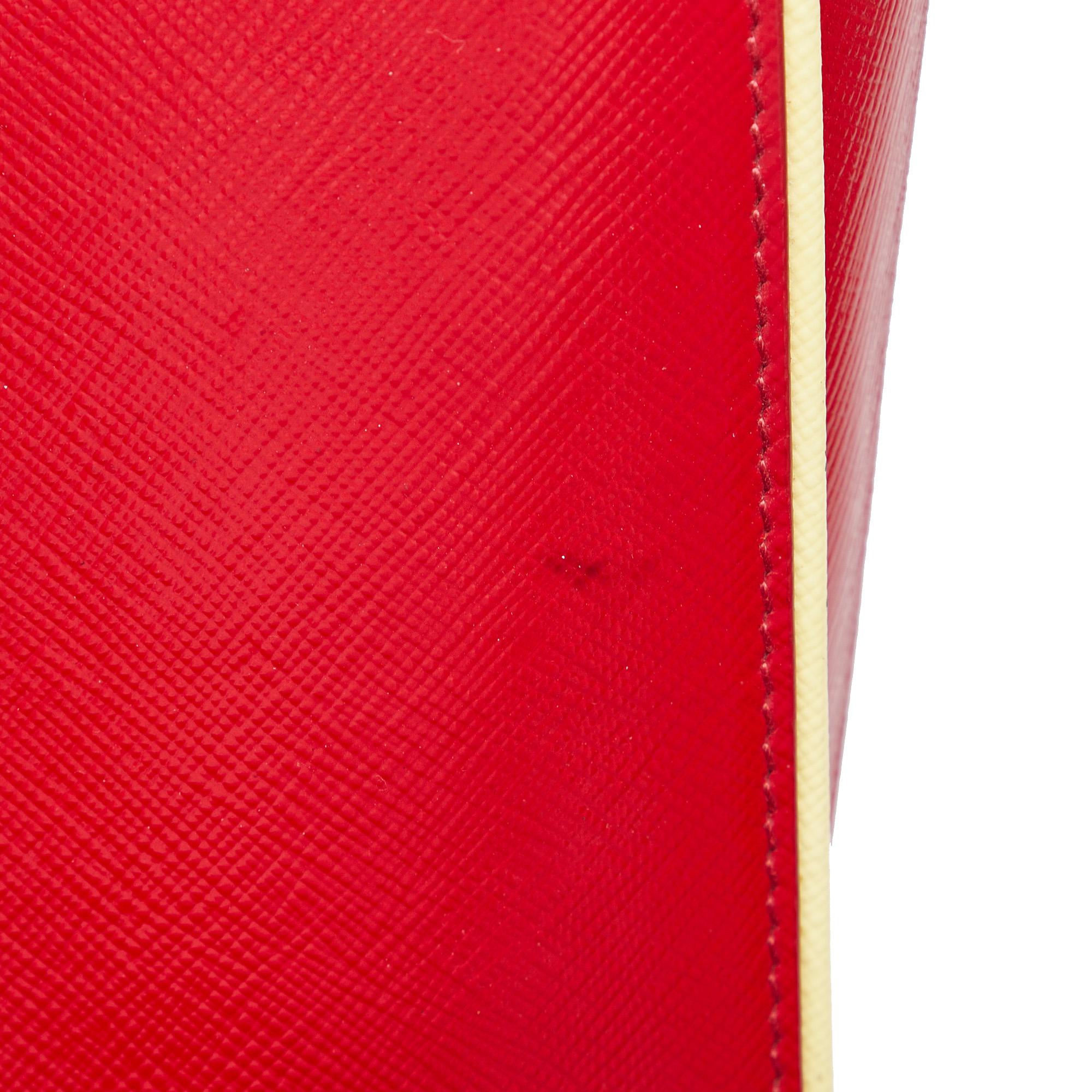 Prada Saffiano Vernice Satchel (SHG-PB49aJ)