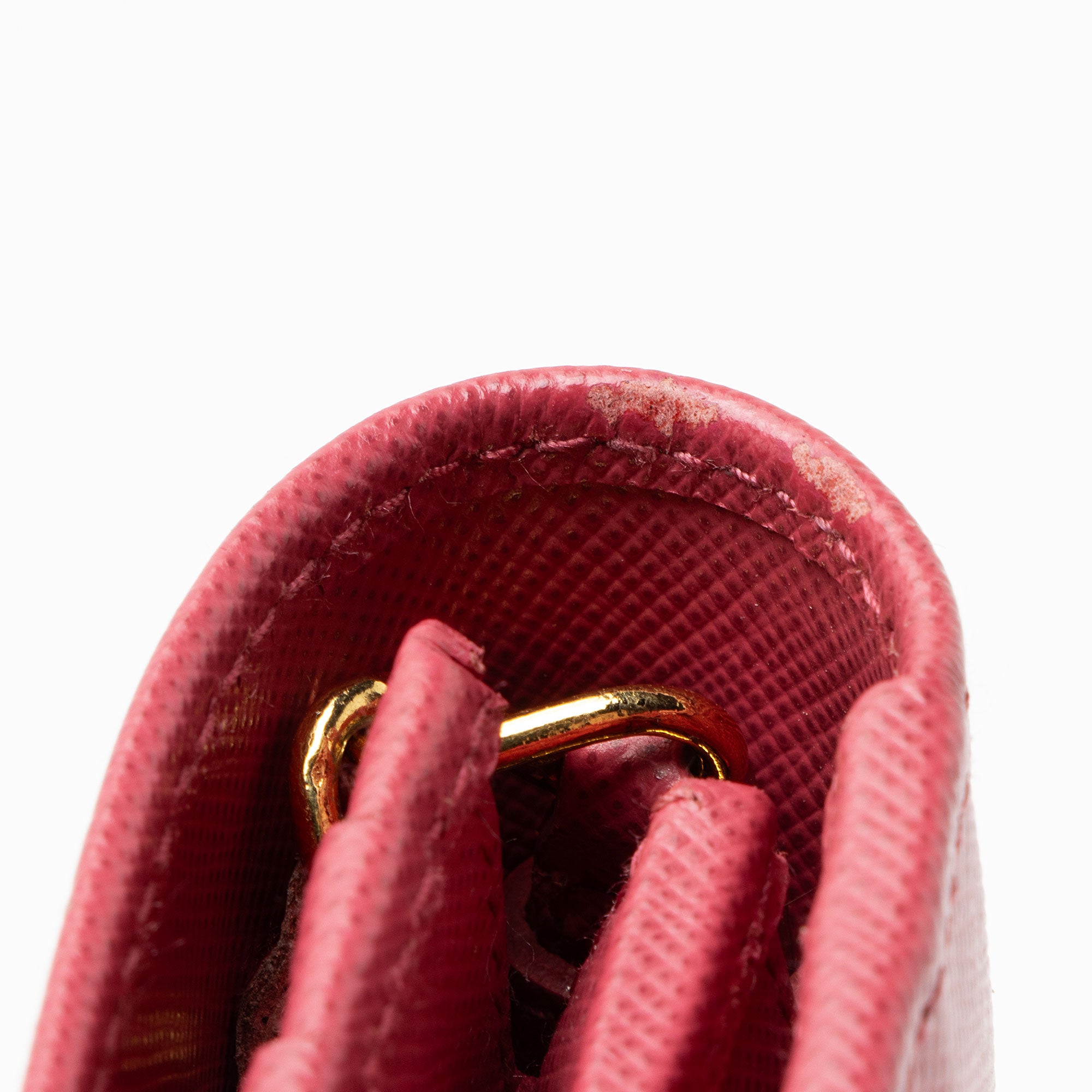 Prada Saffiano Wallet on Chain