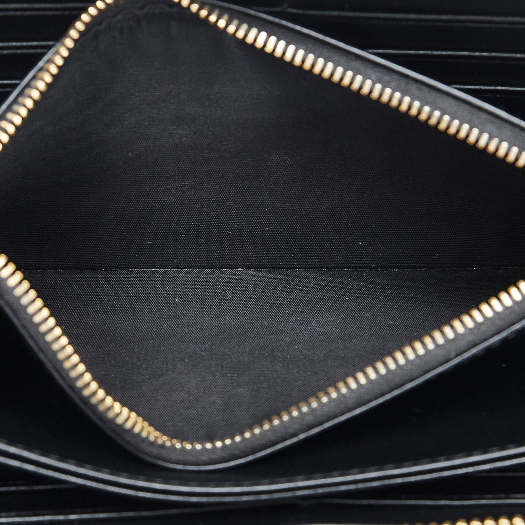 Prada Saffiano Zip Around Long Wallet (SHG-25kH7y)