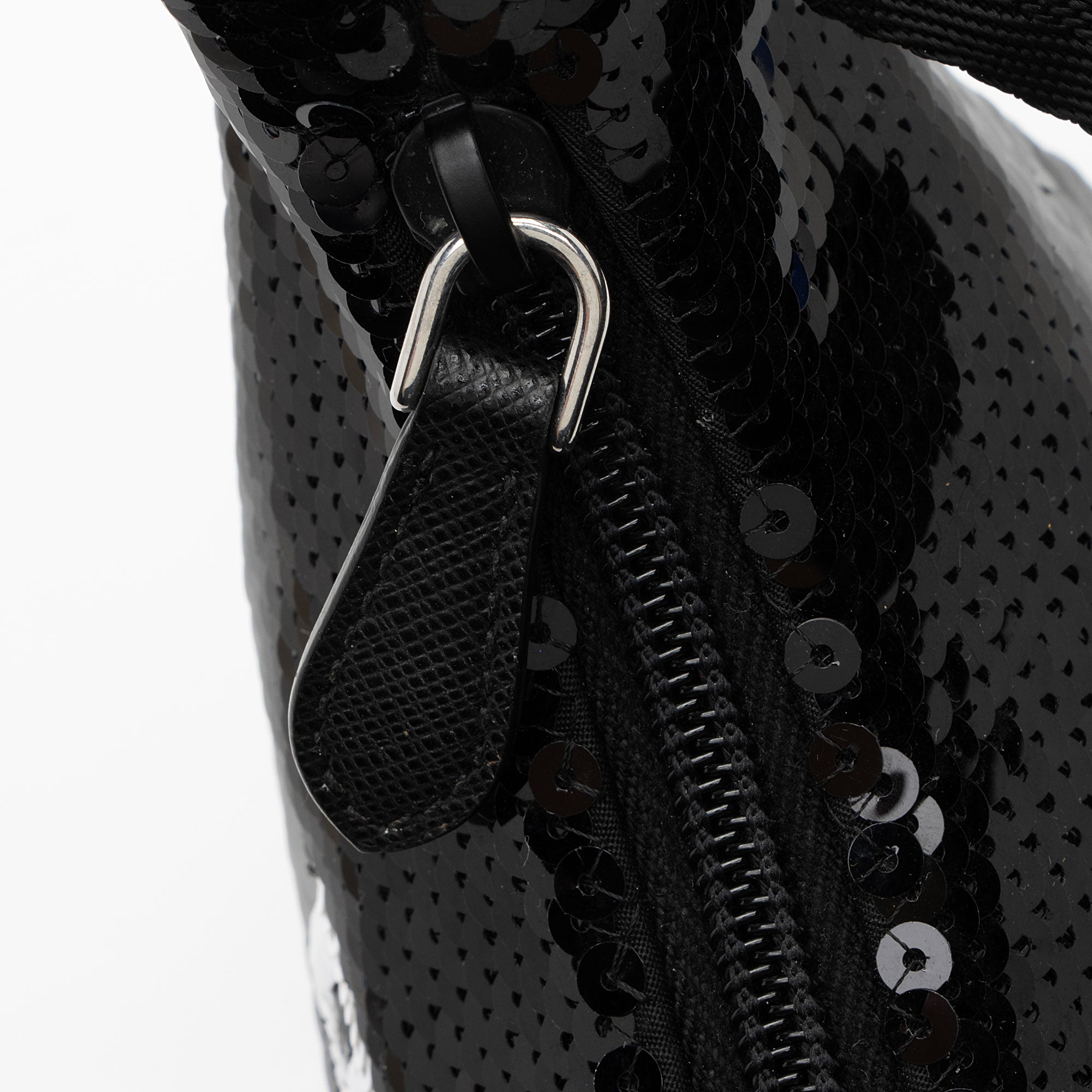 Prada Sequined Nylon Mini Re-Edition 2000 Hobo (SHF-ozWg8y)