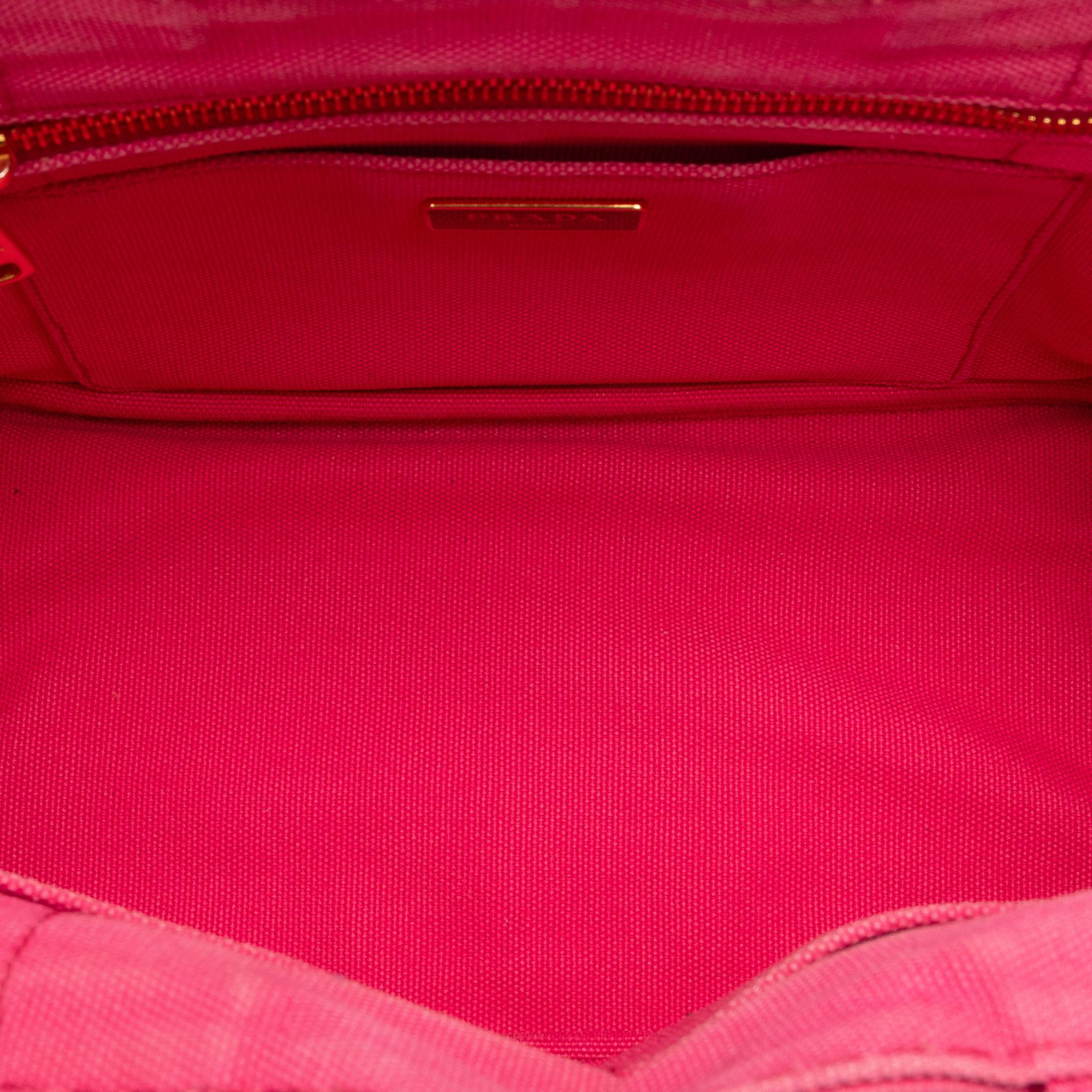 Prada Small Canapa Logo Satchel (SHG-ukEroR)