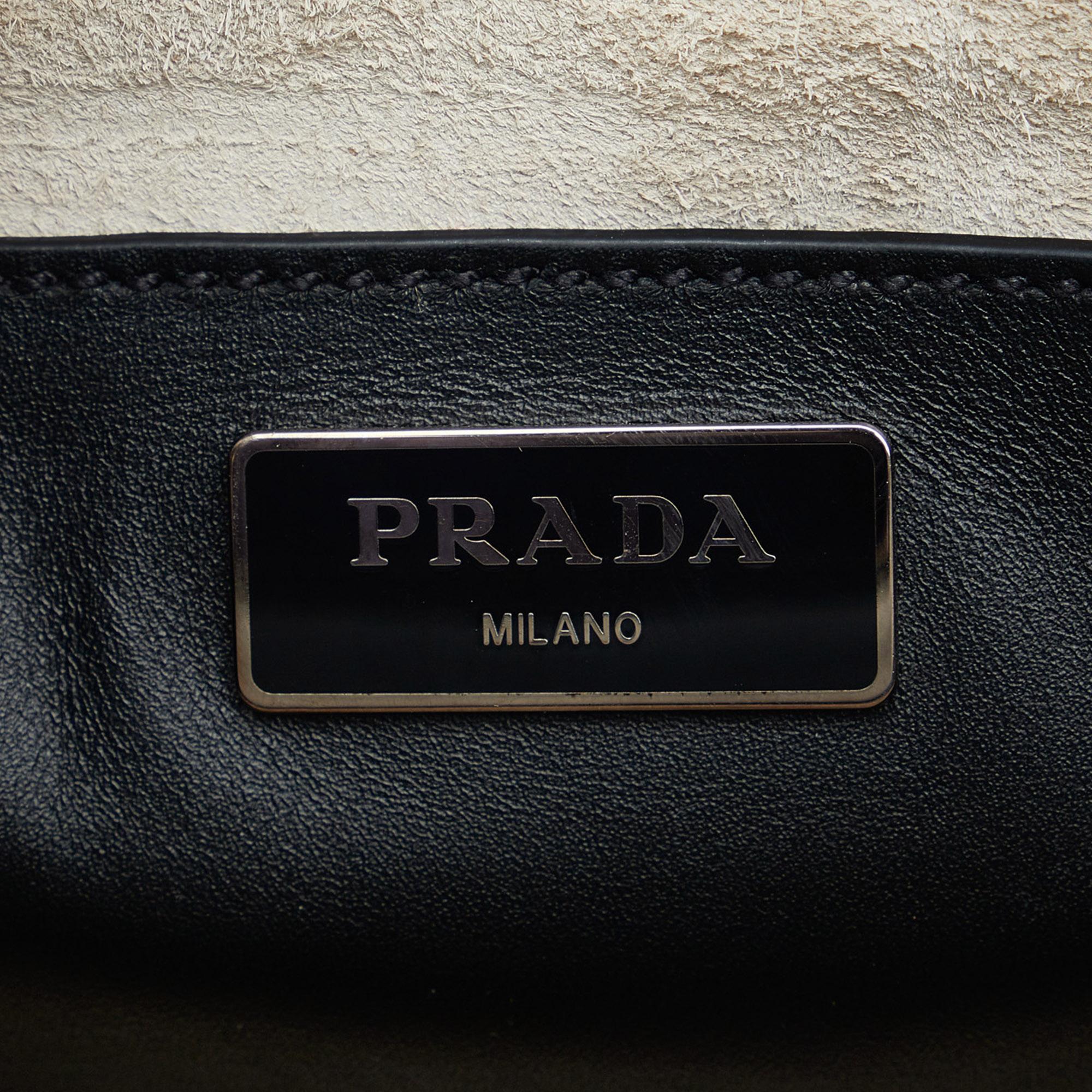 Prada Small City Calf Hand Stitched Galleria Double Zip (SHG-Tte58w)