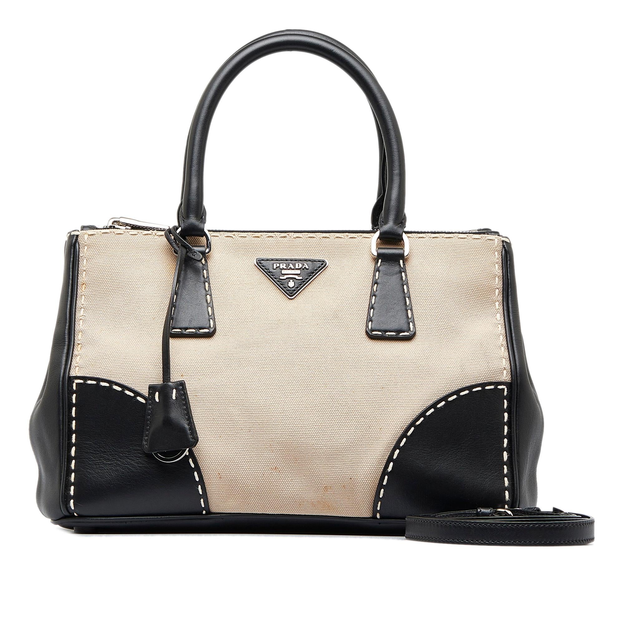 Prada Small City Calf Hand Stitched Galleria Double Zip (SHG-8e9XNd)