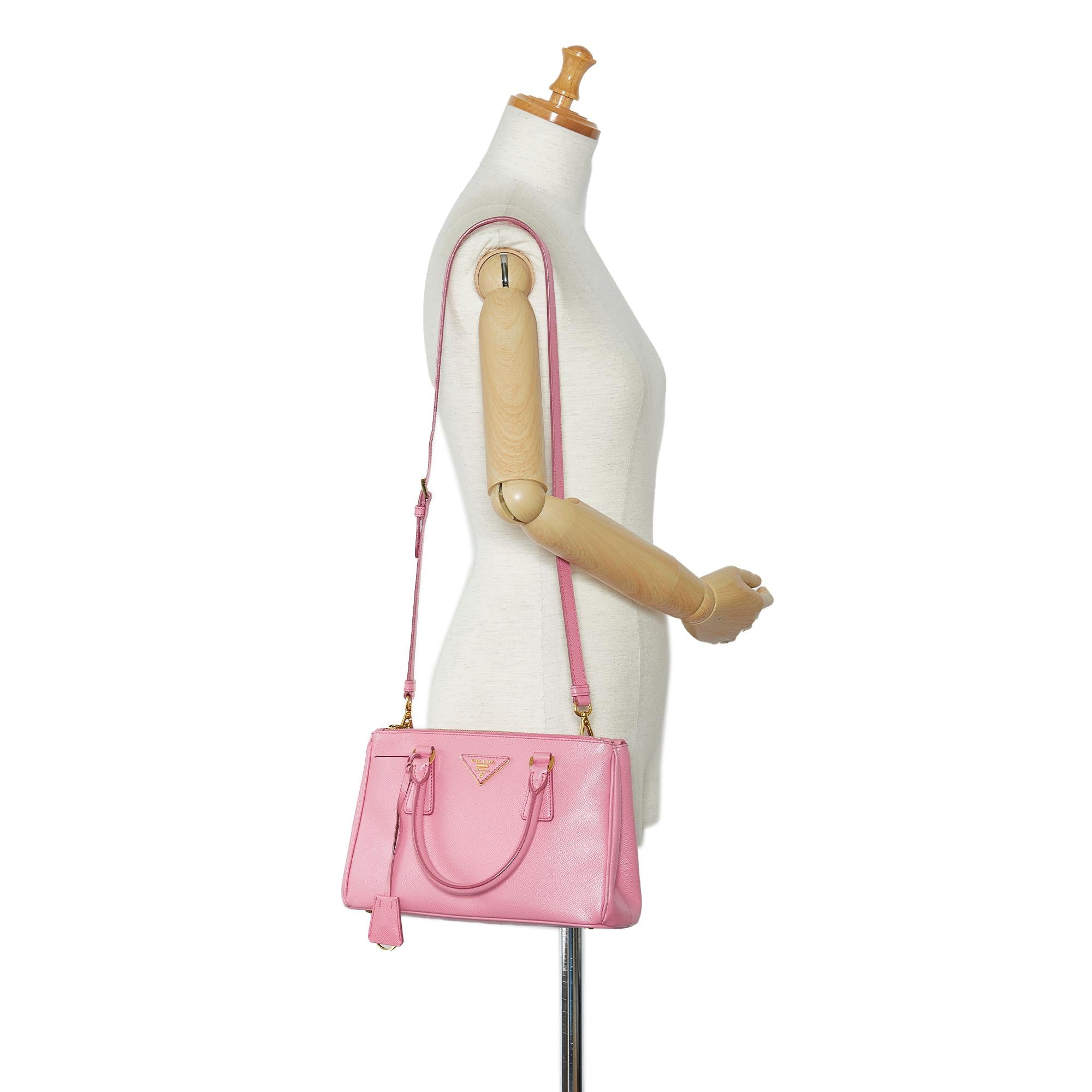 Prada Small Saffiano Galleria Double Zip (SHG-AxIVma)